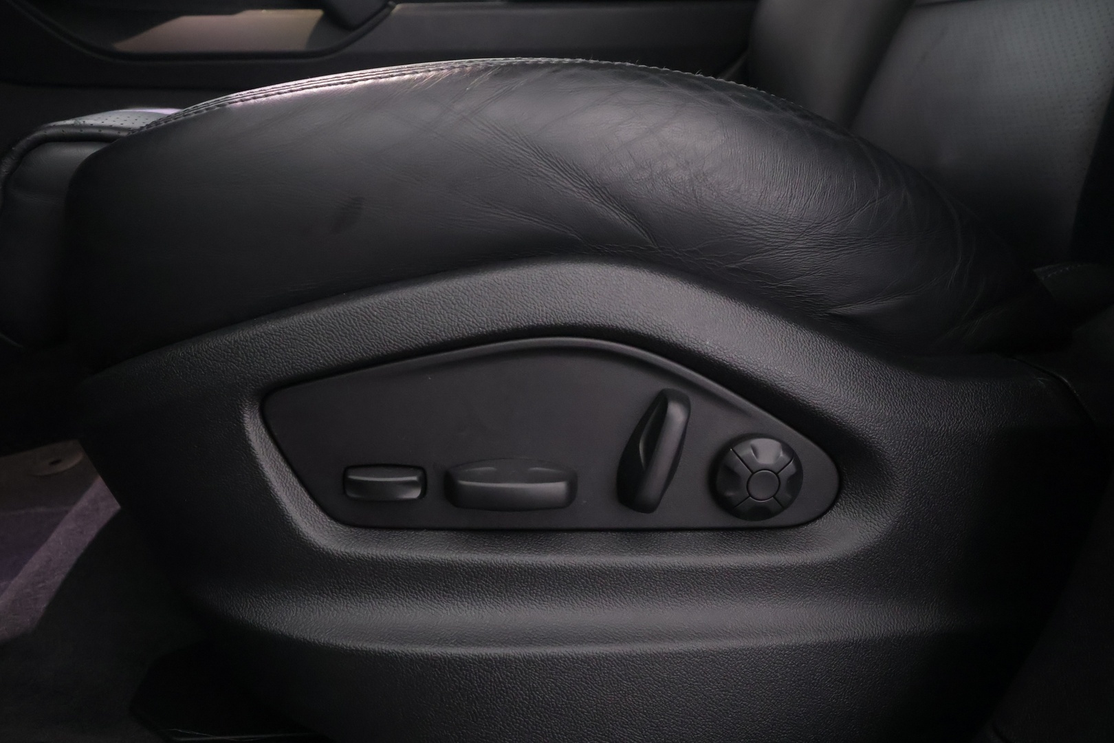 PORSCHE Cayenne 2023