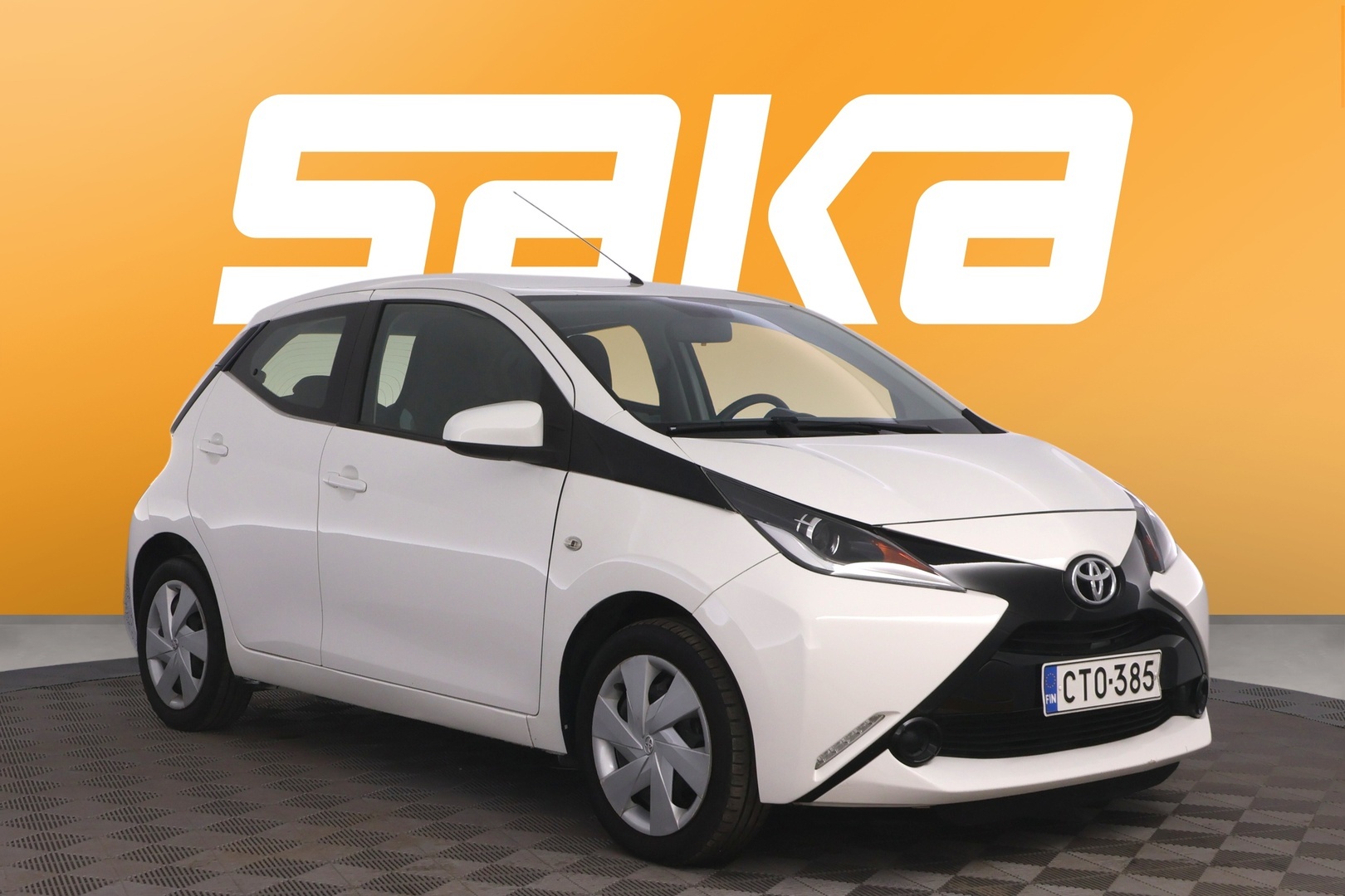 TOYOTA AYGO 2015