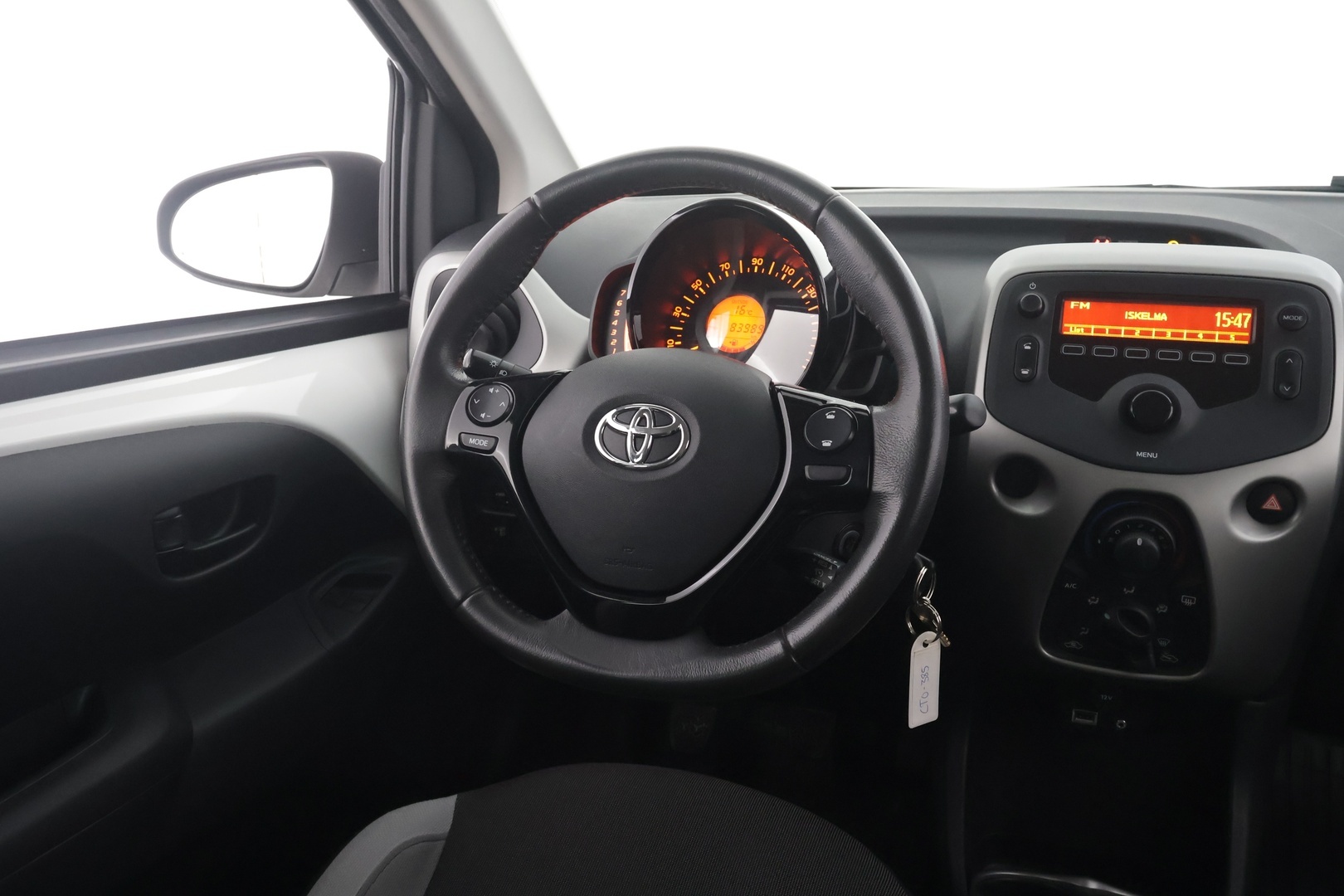 TOYOTA AYGO 2015