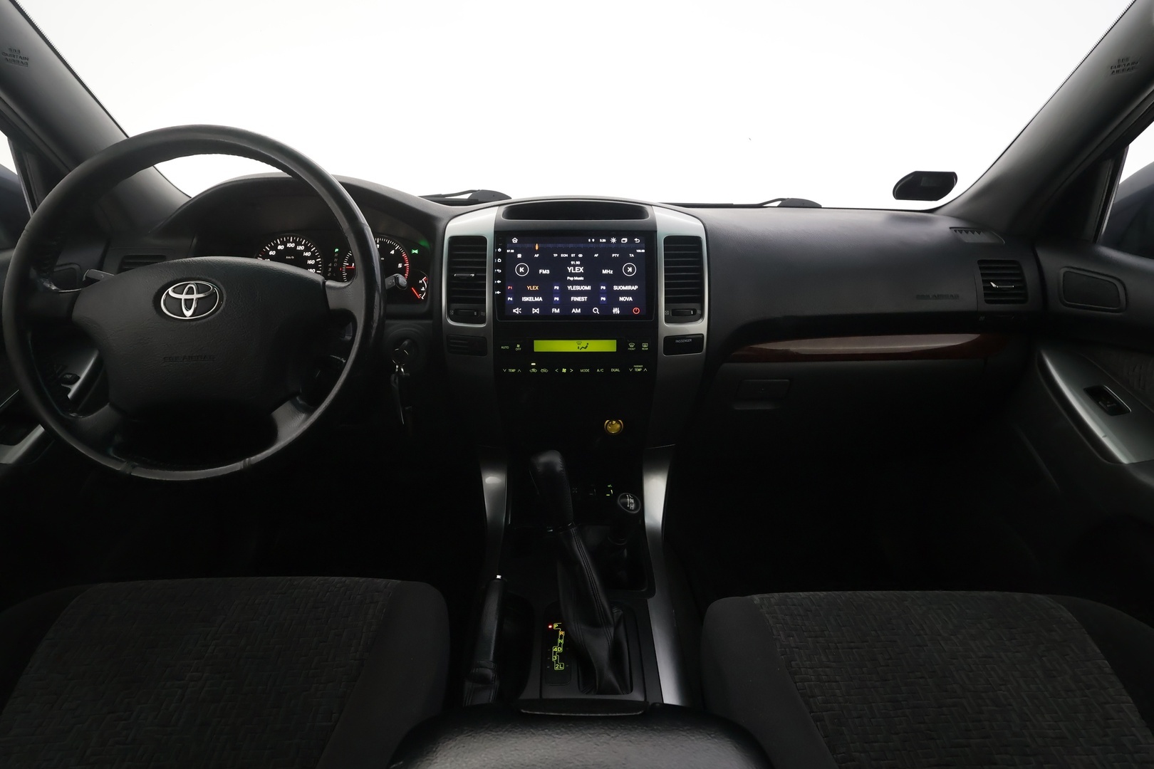 TOYOTA Land Cruiser 2006