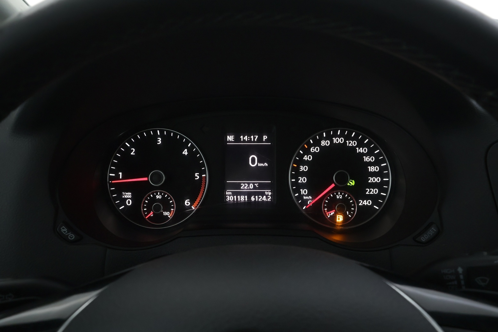 VOLKSWAGEN Sharan 2016
