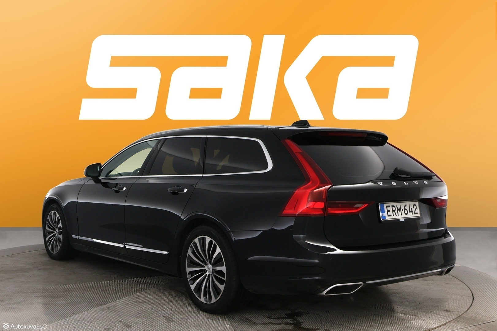 VOLVO V90 2020