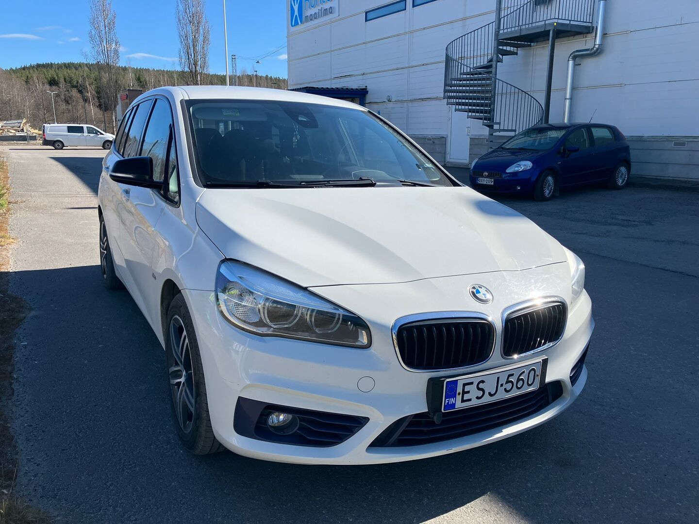 BMW 218 2016