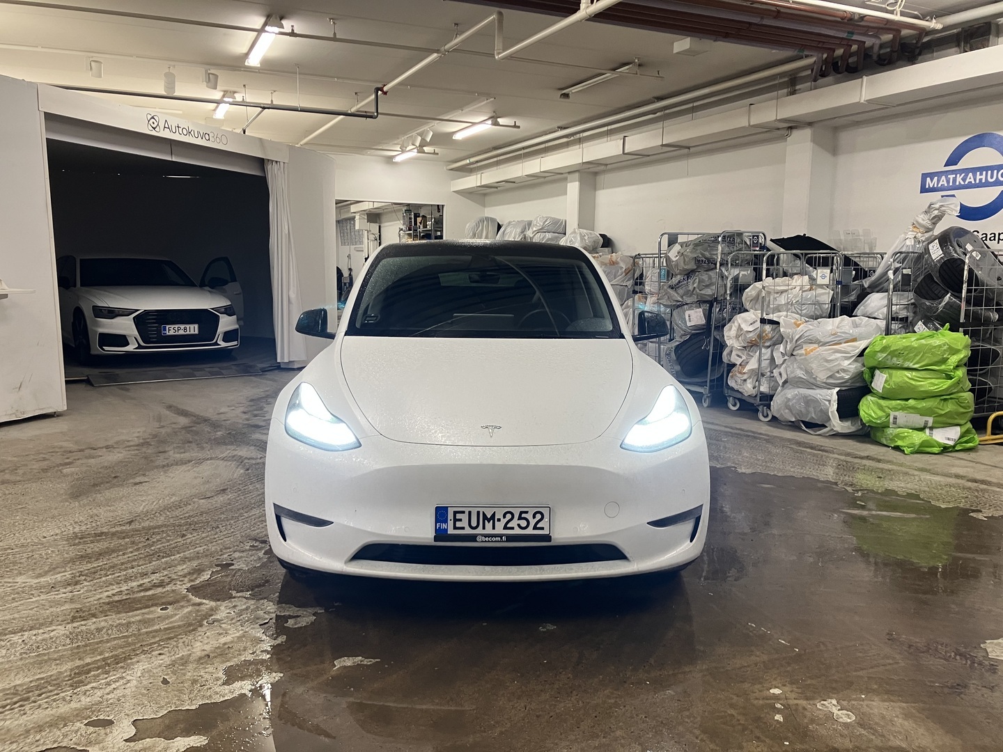 TESLA Model Y 2022