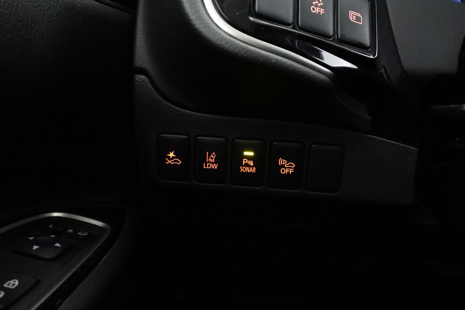 MITSUBISHI Outlander PHEV 2019