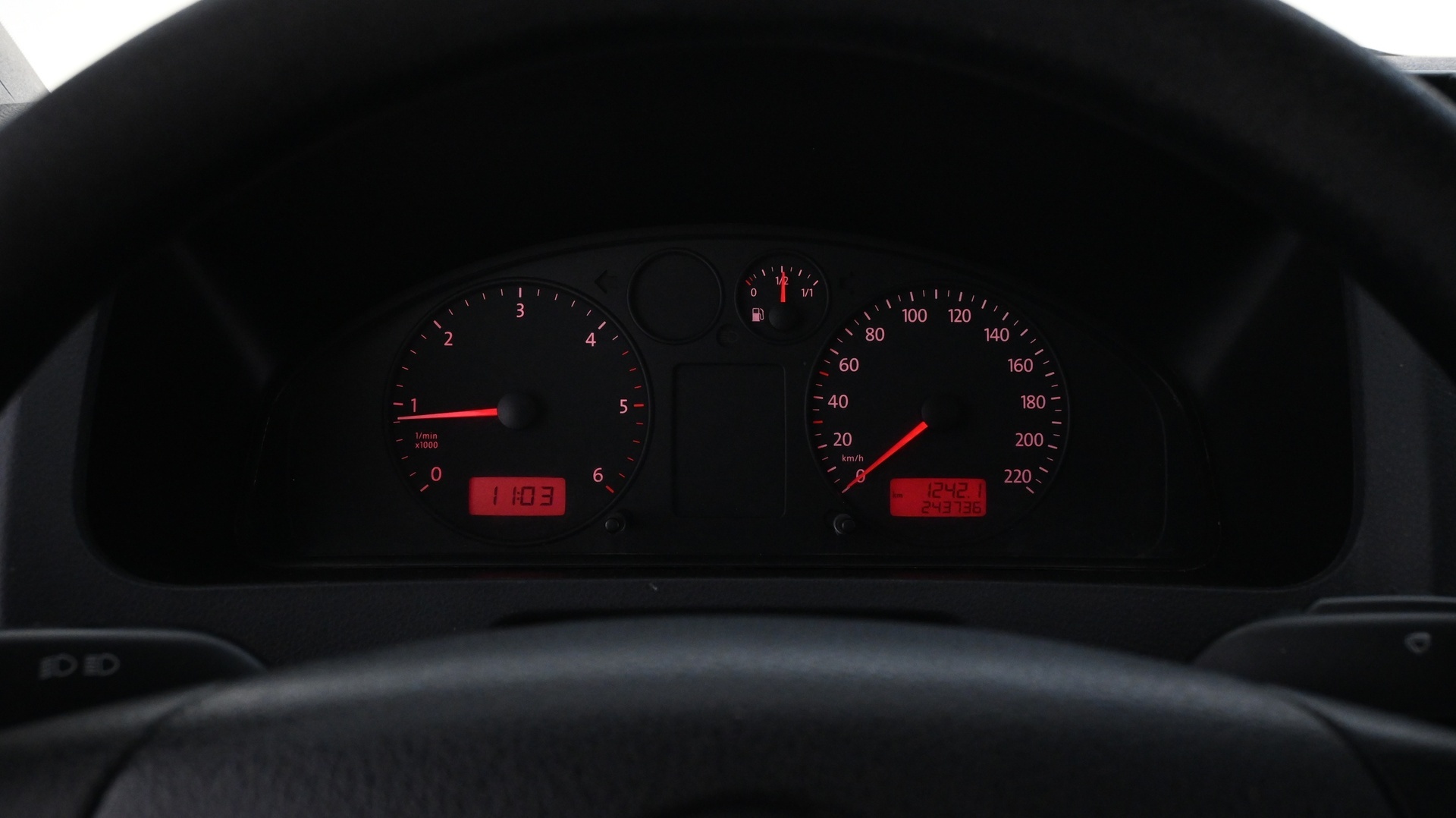 VOLKSWAGEN Transporter 2008