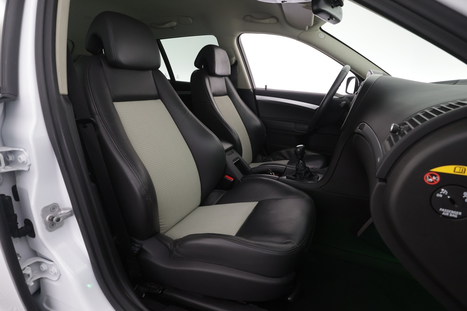 SAAB 9-3 2011