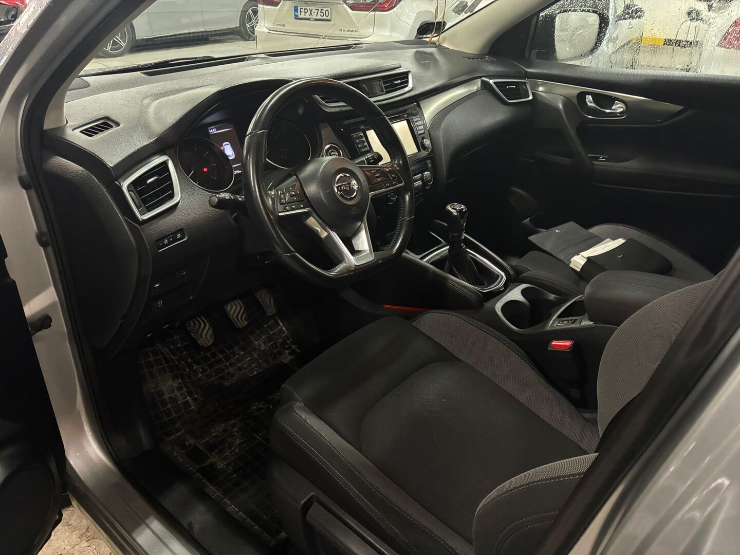 NISSAN Qashqai 2018