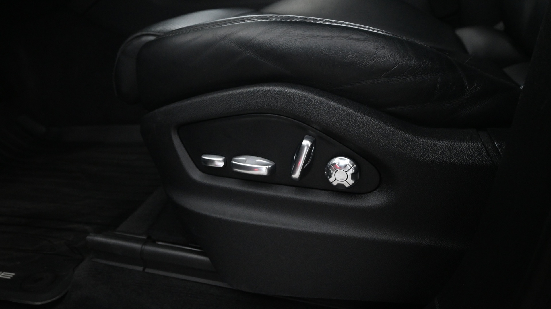 PORSCHE Cayenne 2019