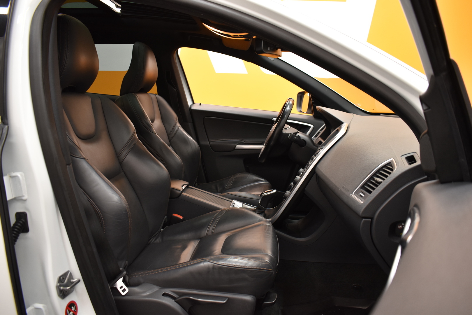 VOLVO XC60 2014