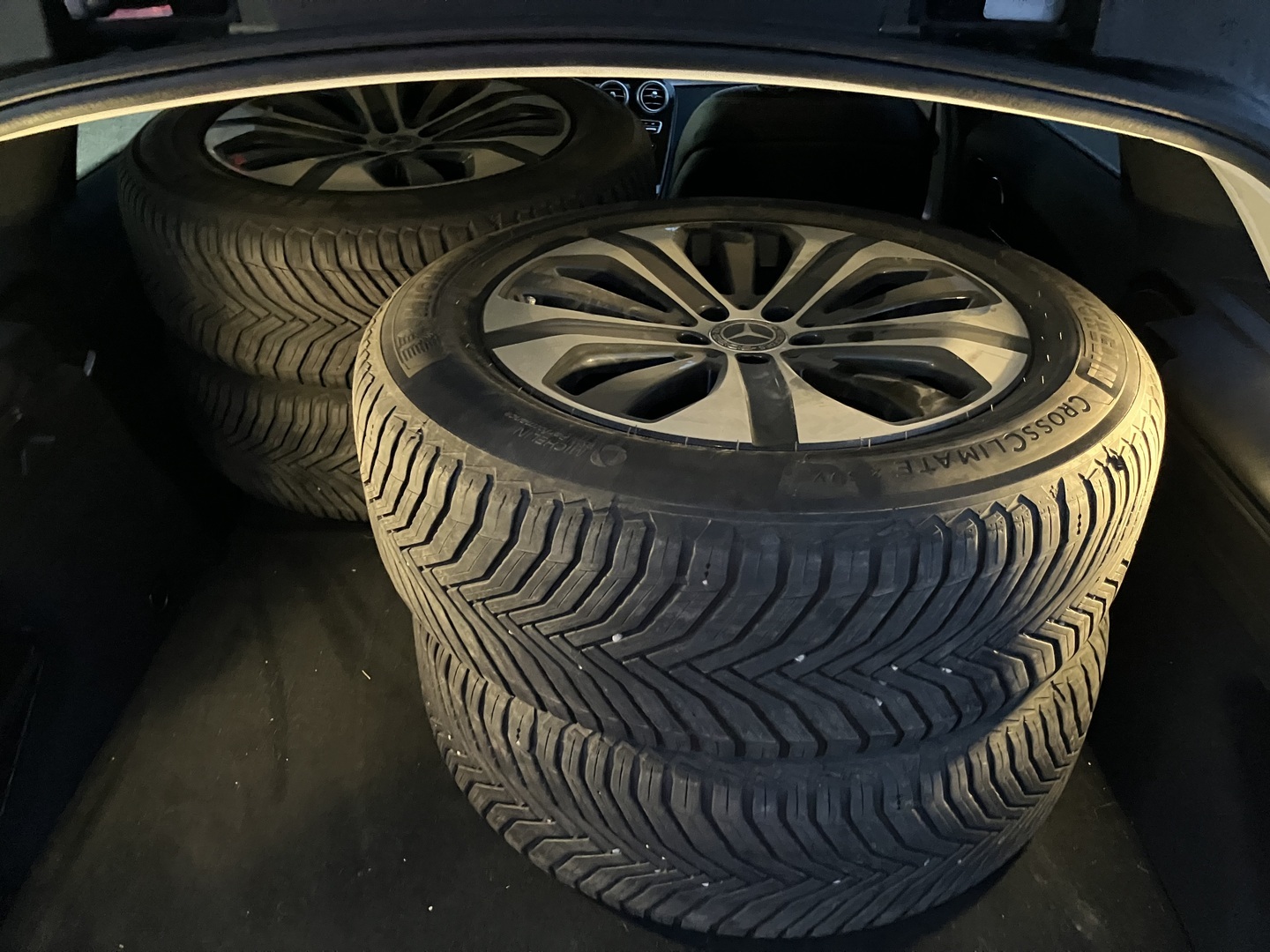 MERCEDES-BENZ GLC 2021