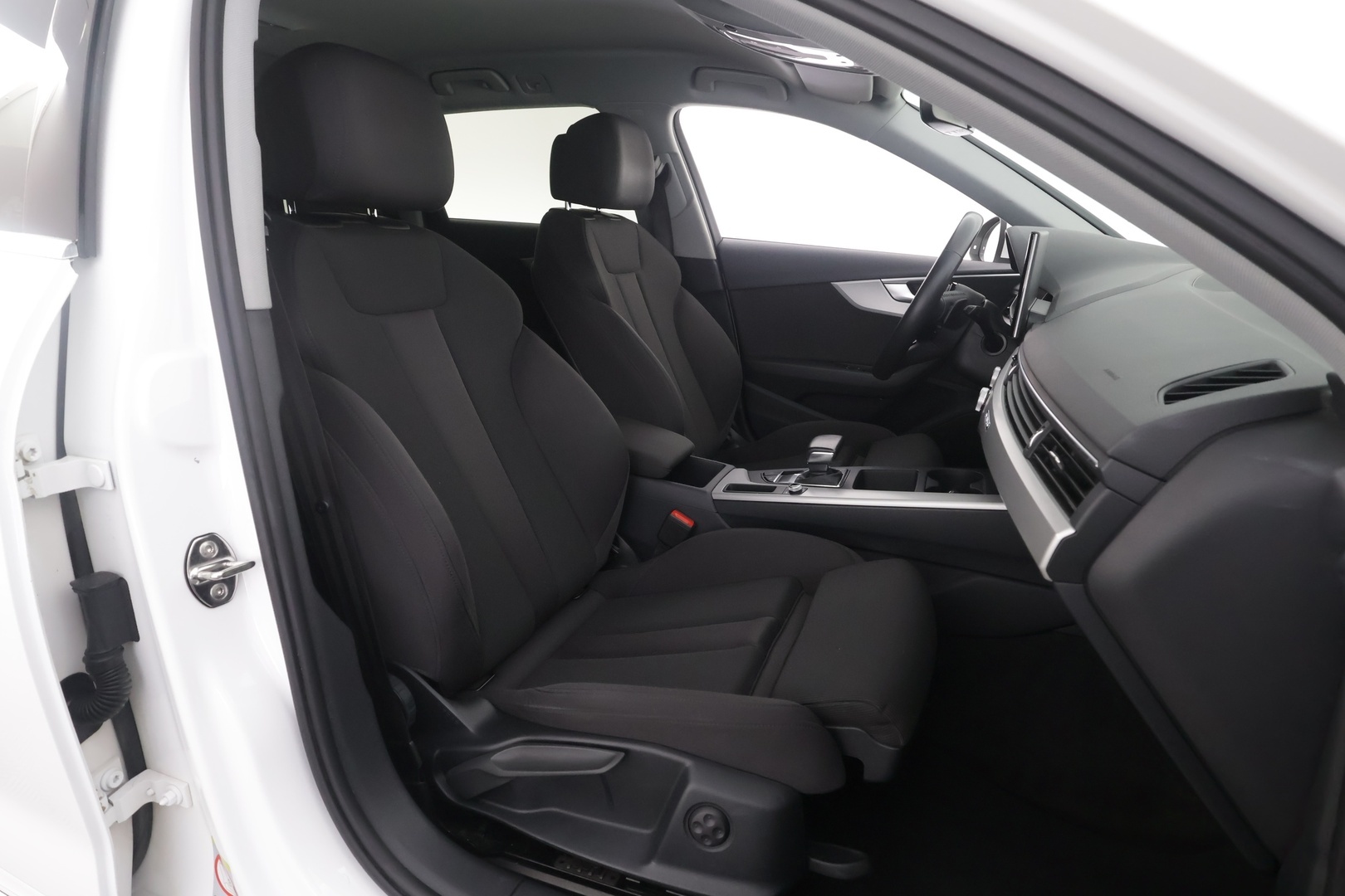 AUDI A4 2020