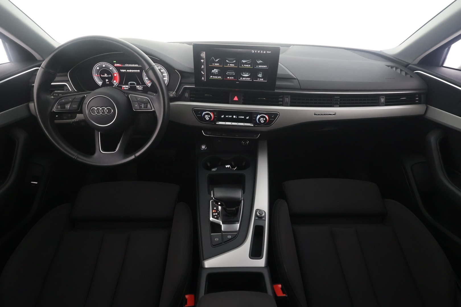 AUDI A4 2020