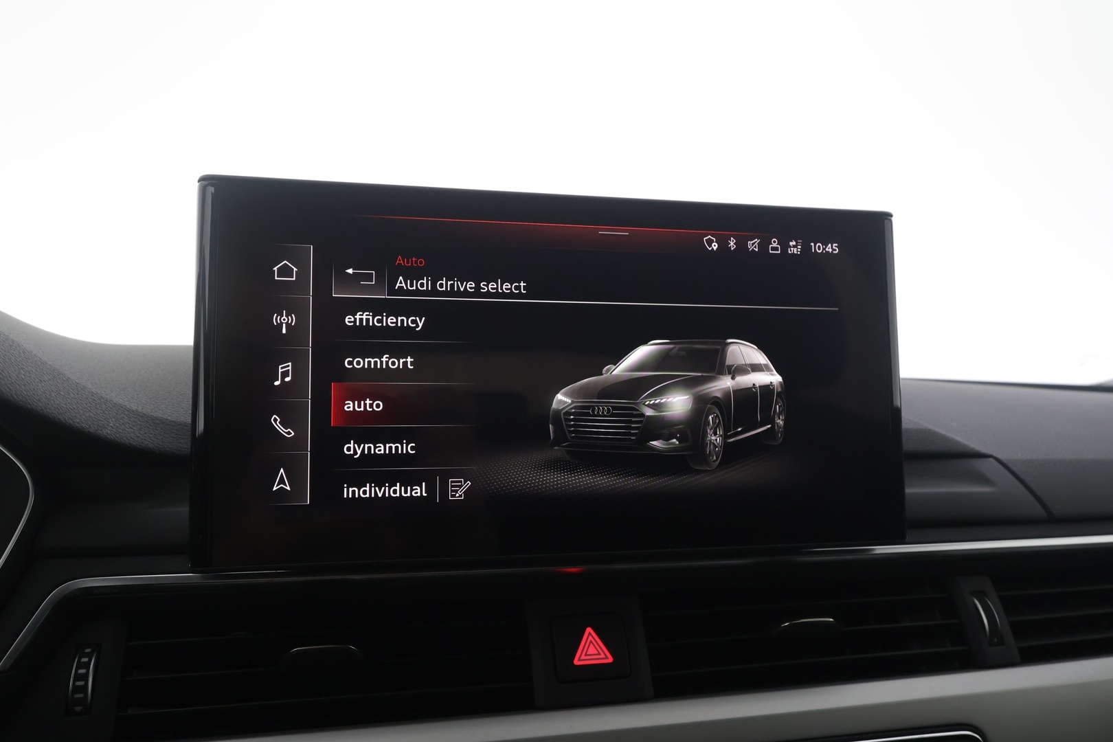 AUDI A4 2020