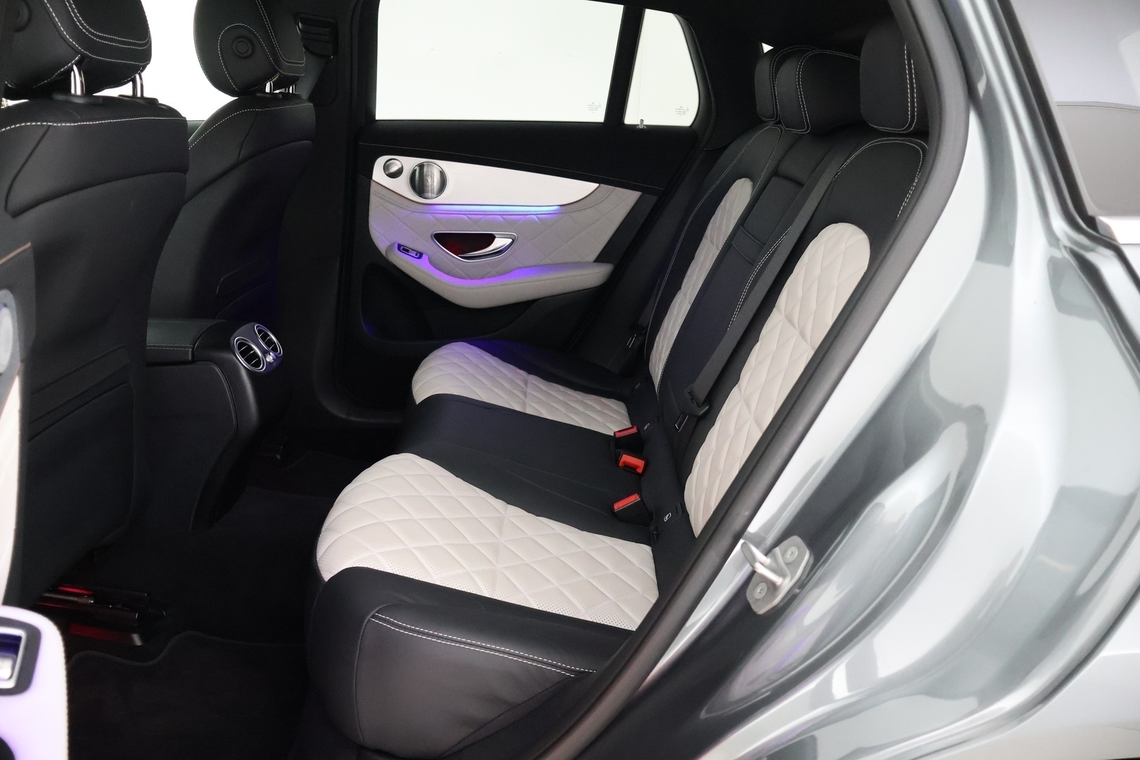 MERCEDES-BENZ EQC 2020