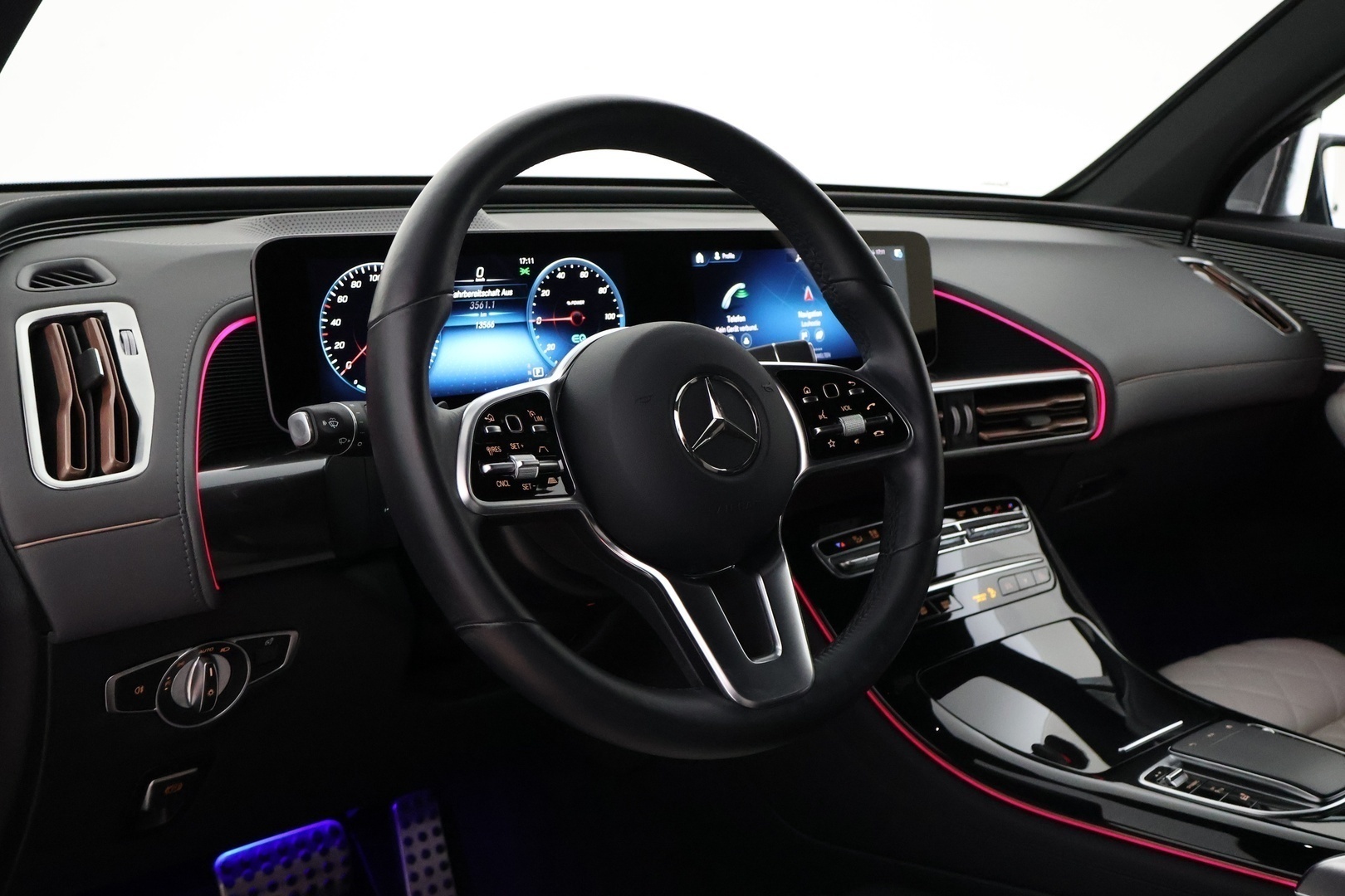 MERCEDES-BENZ EQC 2020