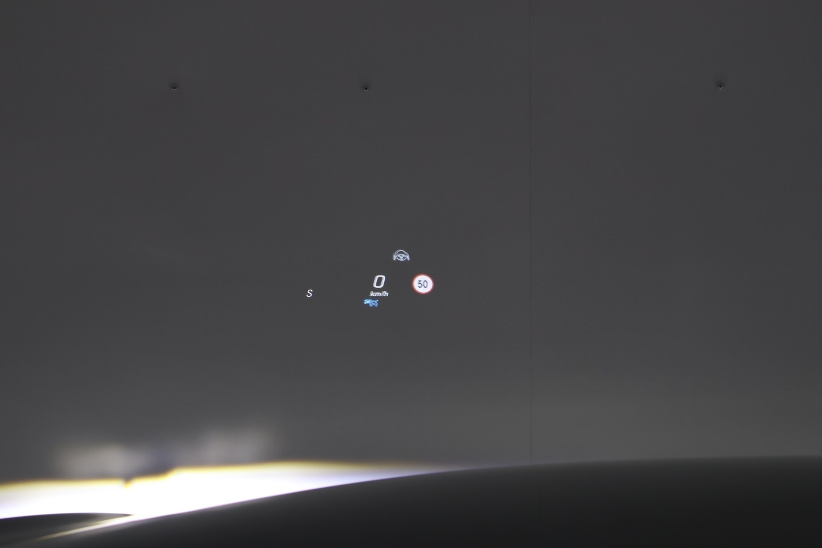 MERCEDES-BENZ EQC 2020