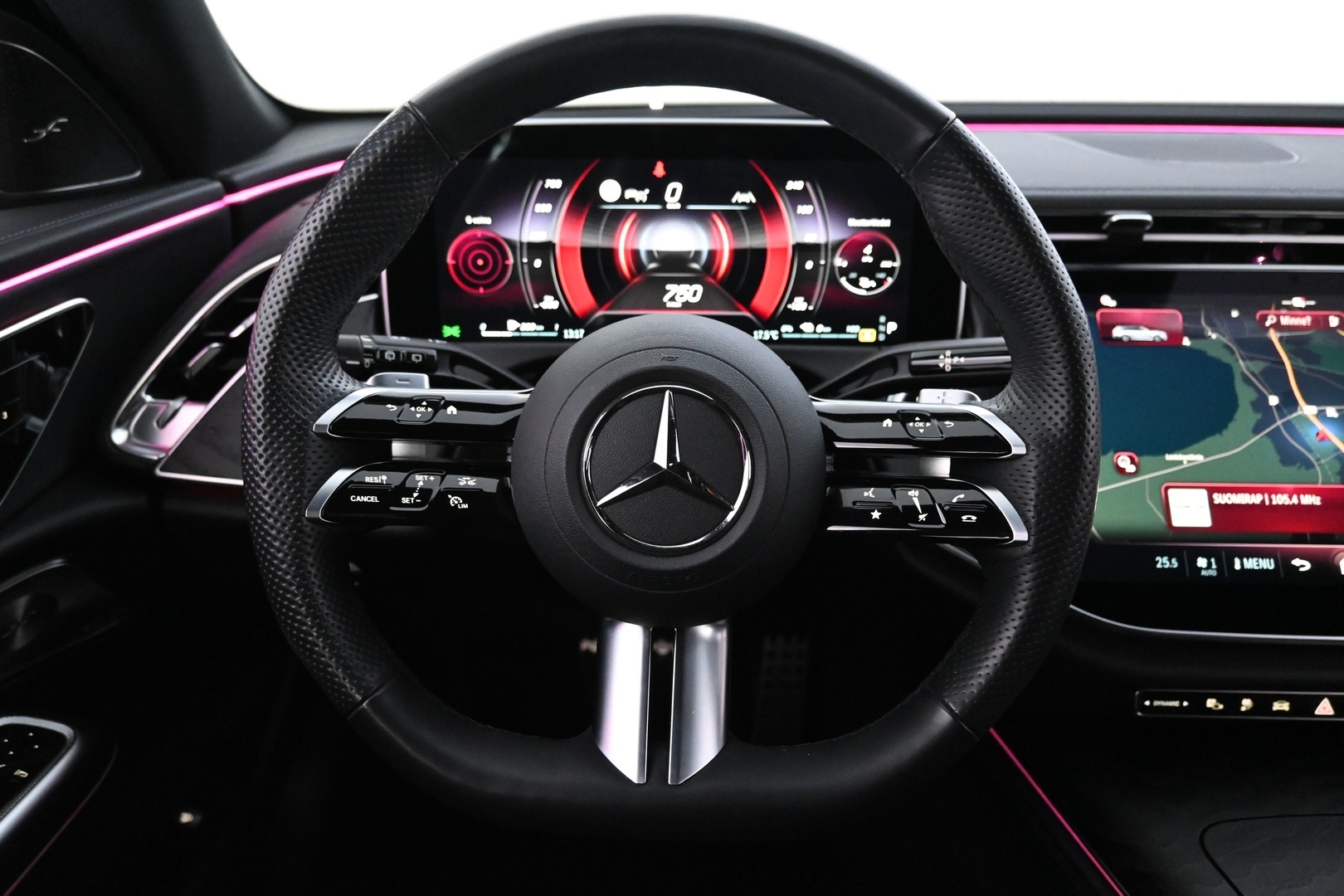 MERCEDES-BENZ E 2024