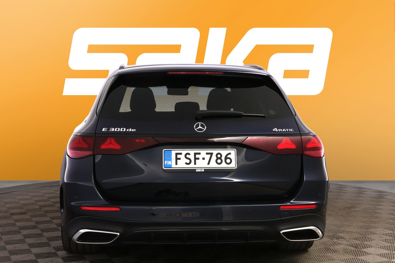 MERCEDES-BENZ E 2024