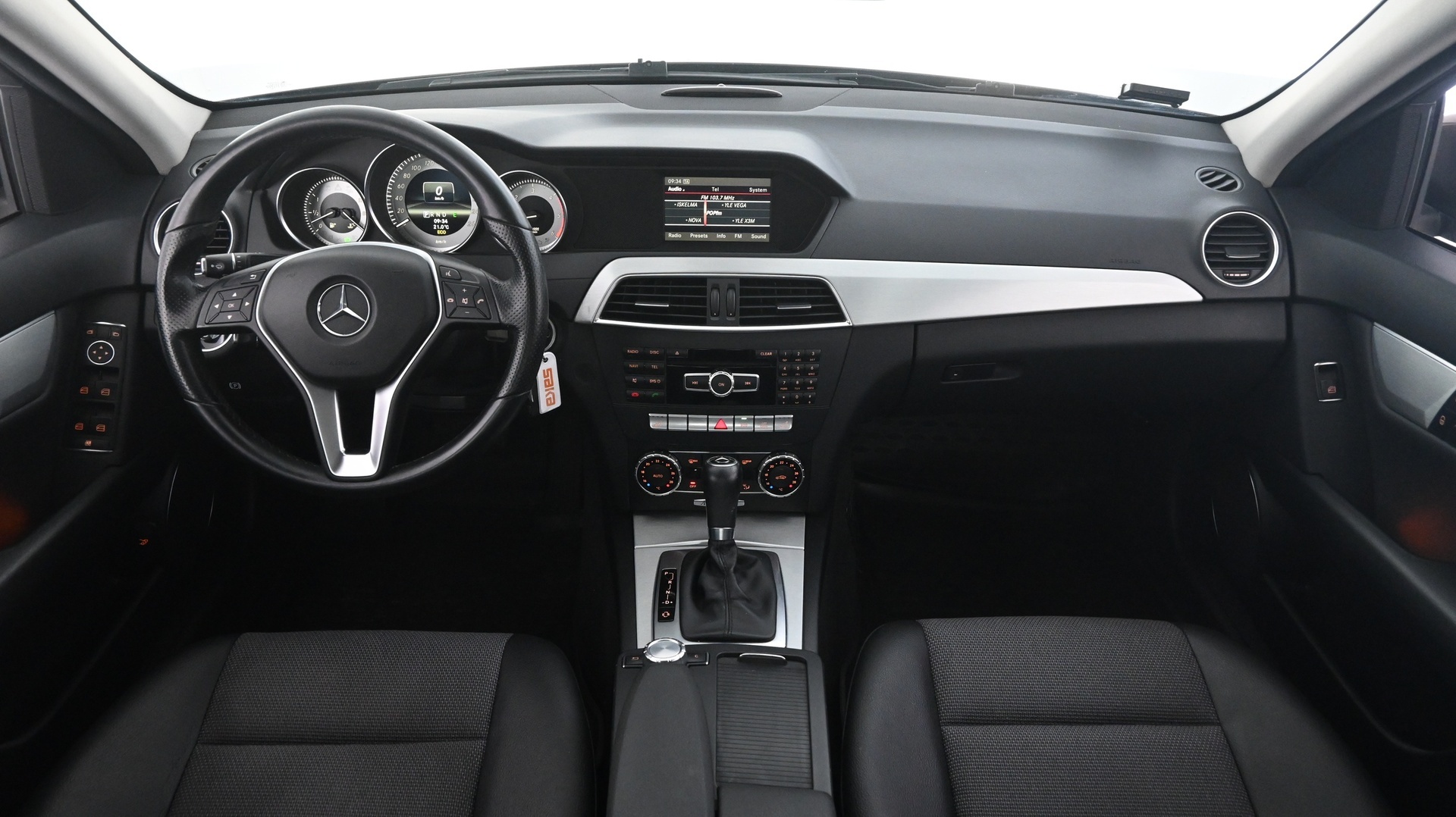 MERCEDES-BENZ C 2012