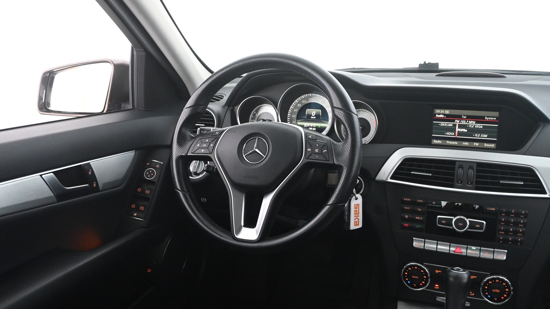 MERCEDES-BENZ C 2012