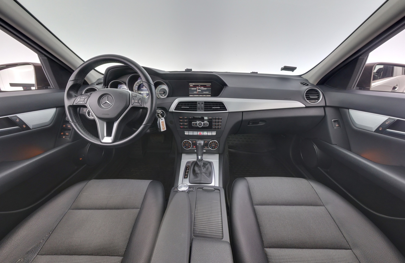 MERCEDES-BENZ C 2012