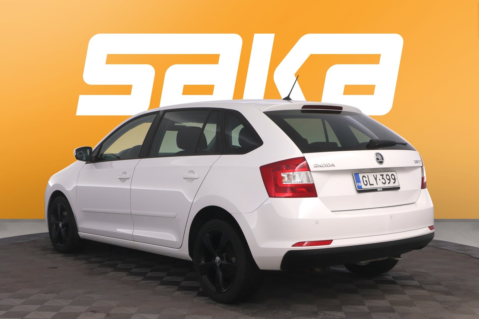 SKODA Rapid 2016