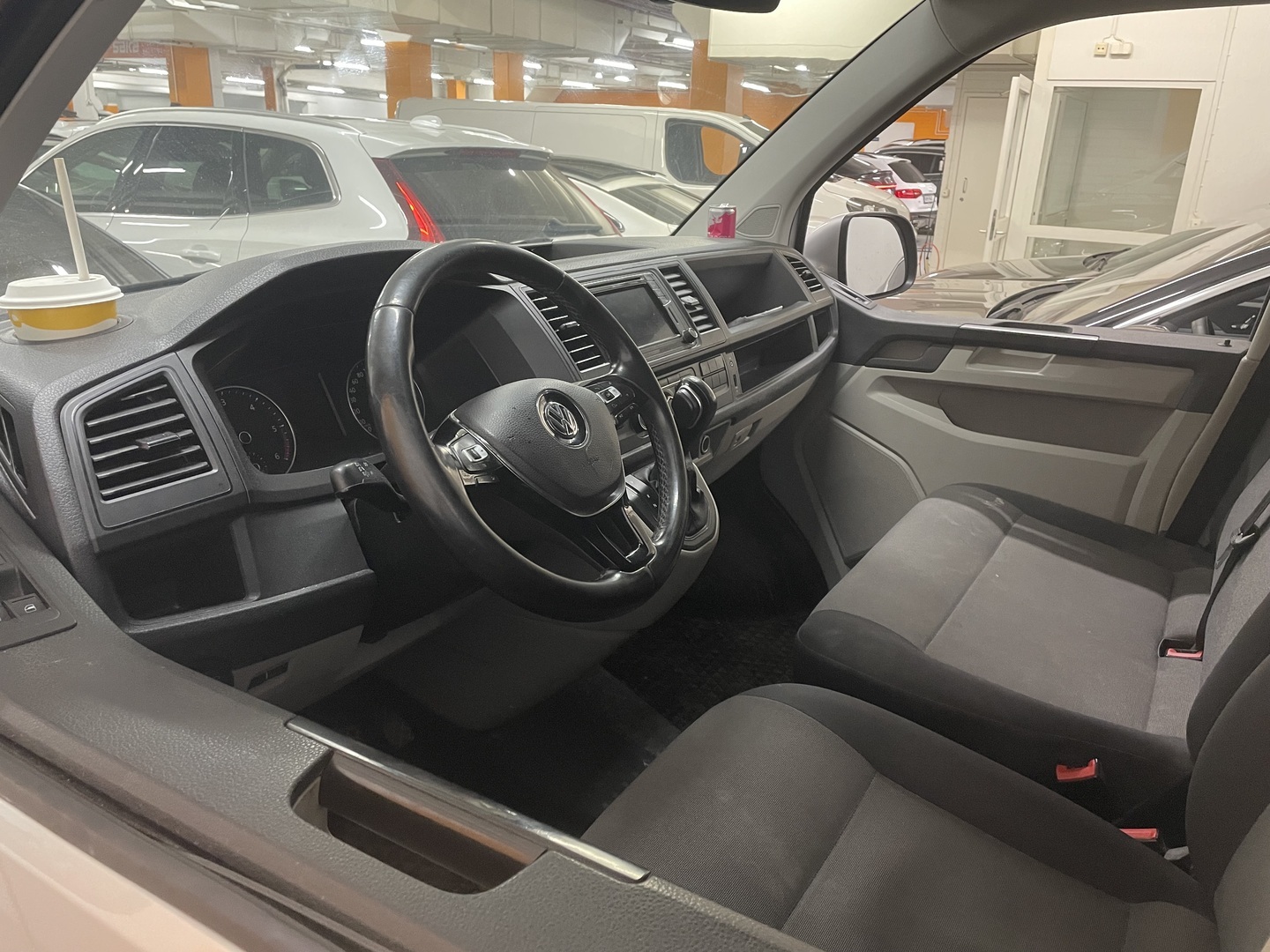 VOLKSWAGEN Transporter 2018