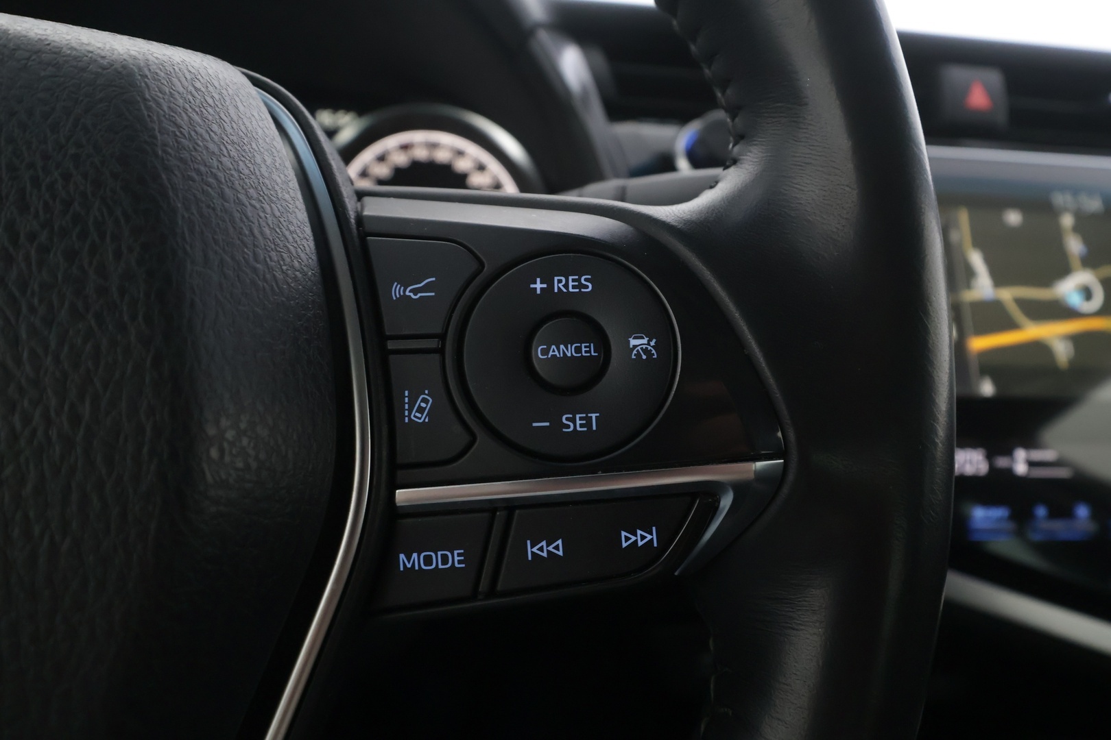 TOYOTA Camry 2019