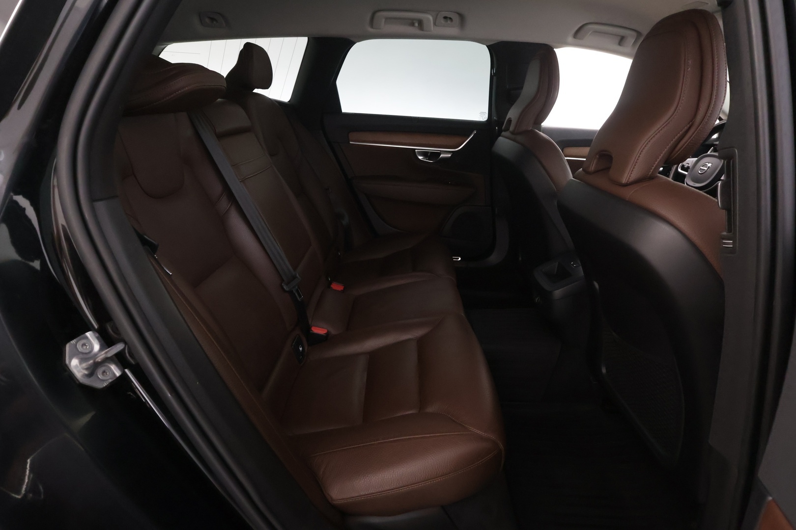 VOLVO V90 2020