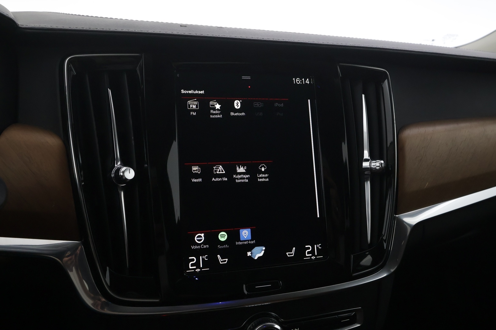 VOLVO V90 2020
