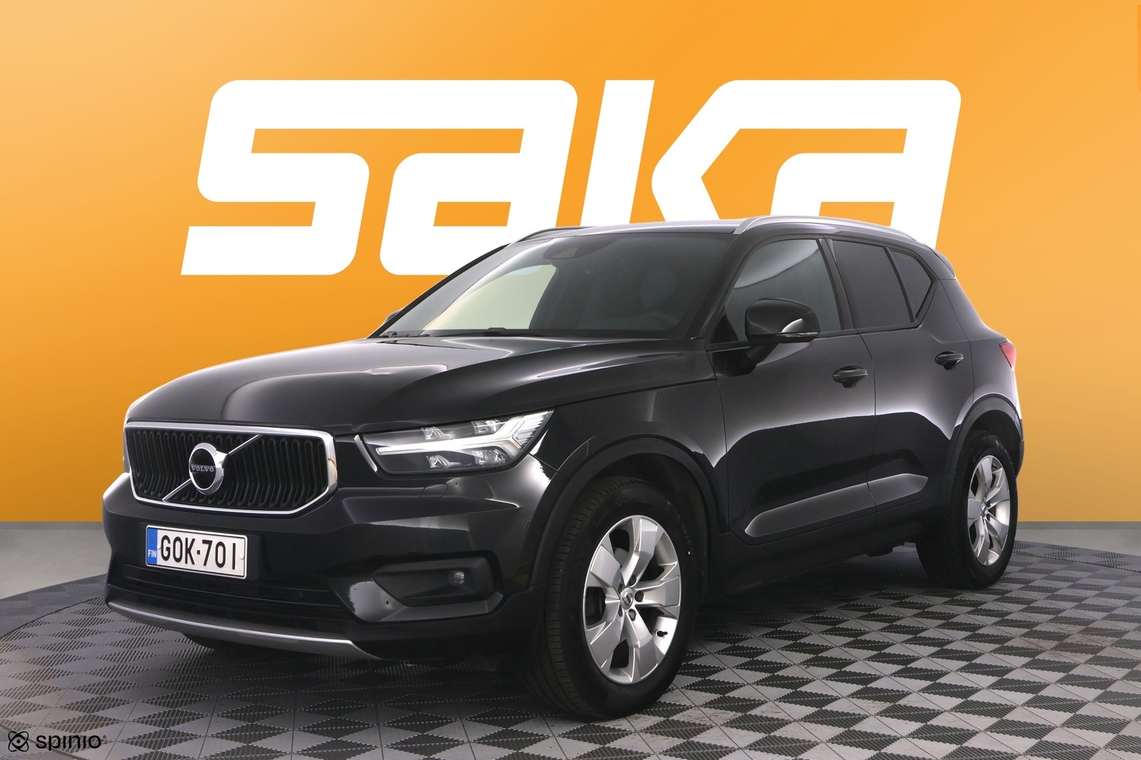 VOLVO XC40 2021