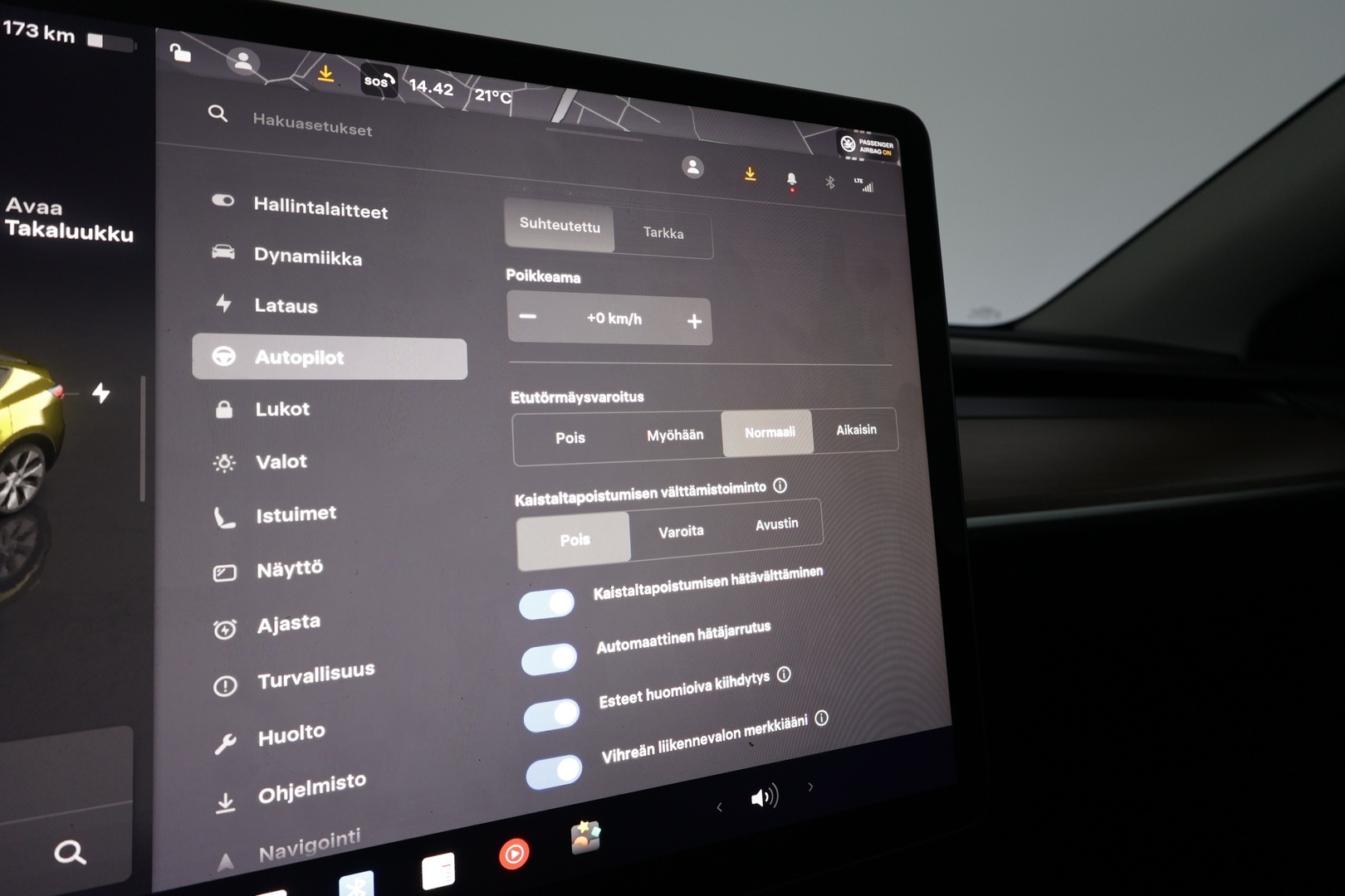 TESLA Model Y 2023