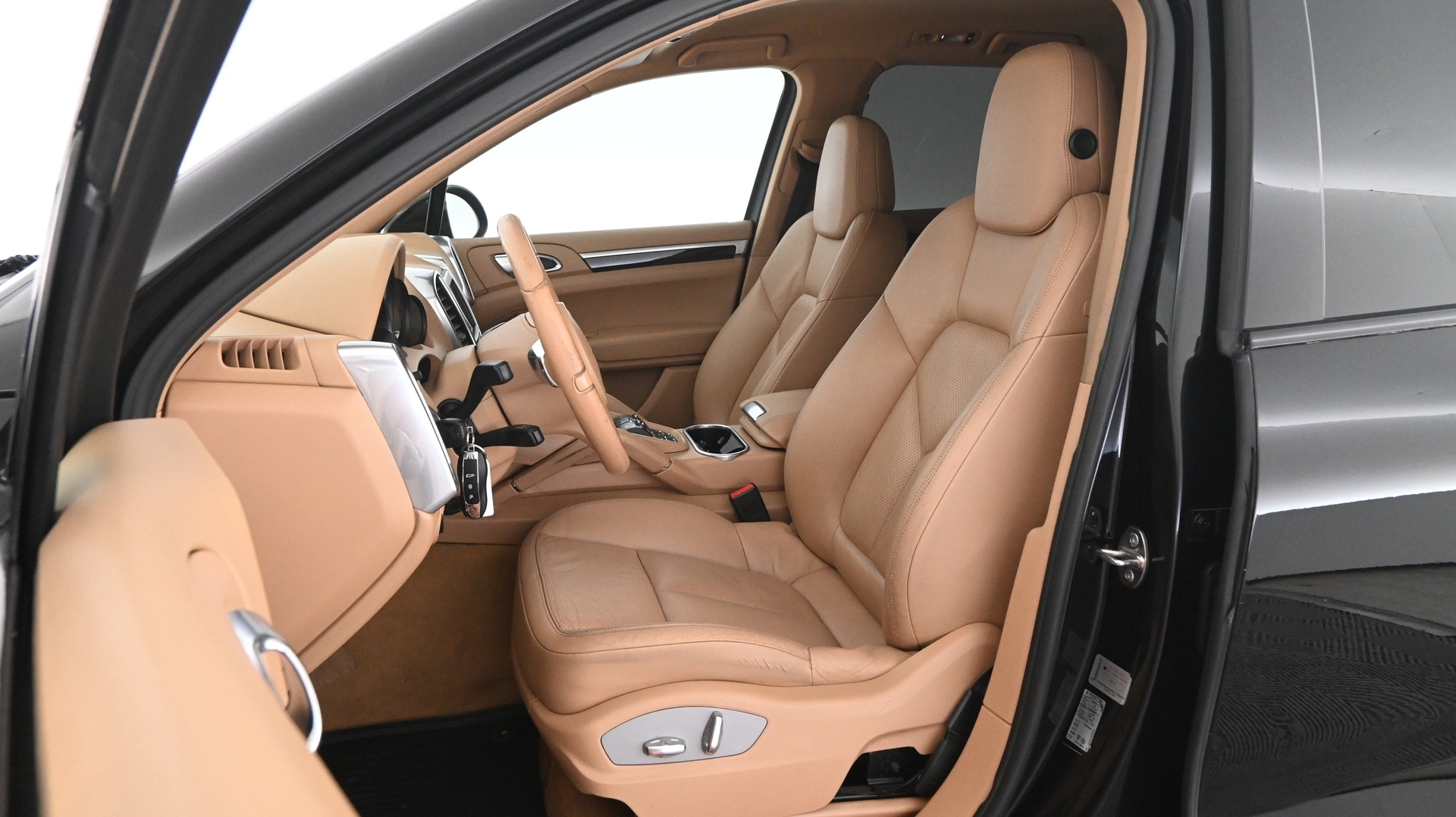 PORSCHE Cayenne 2011