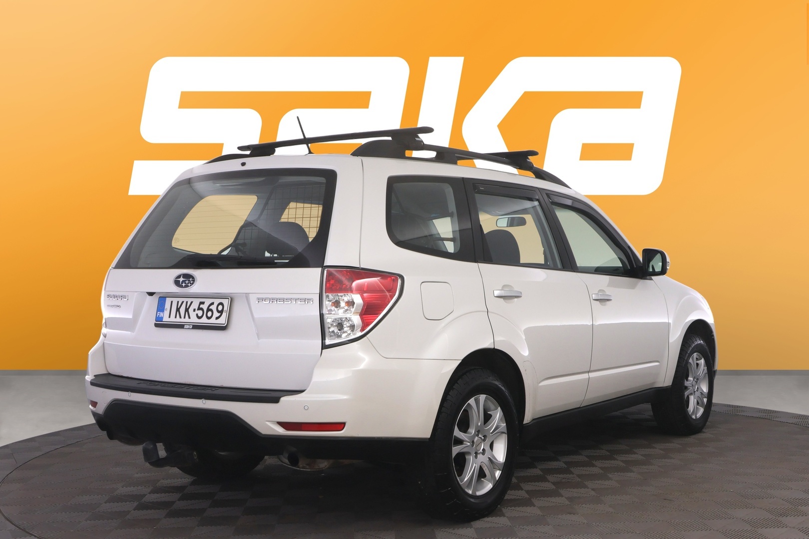 SUBARU Forester 2011