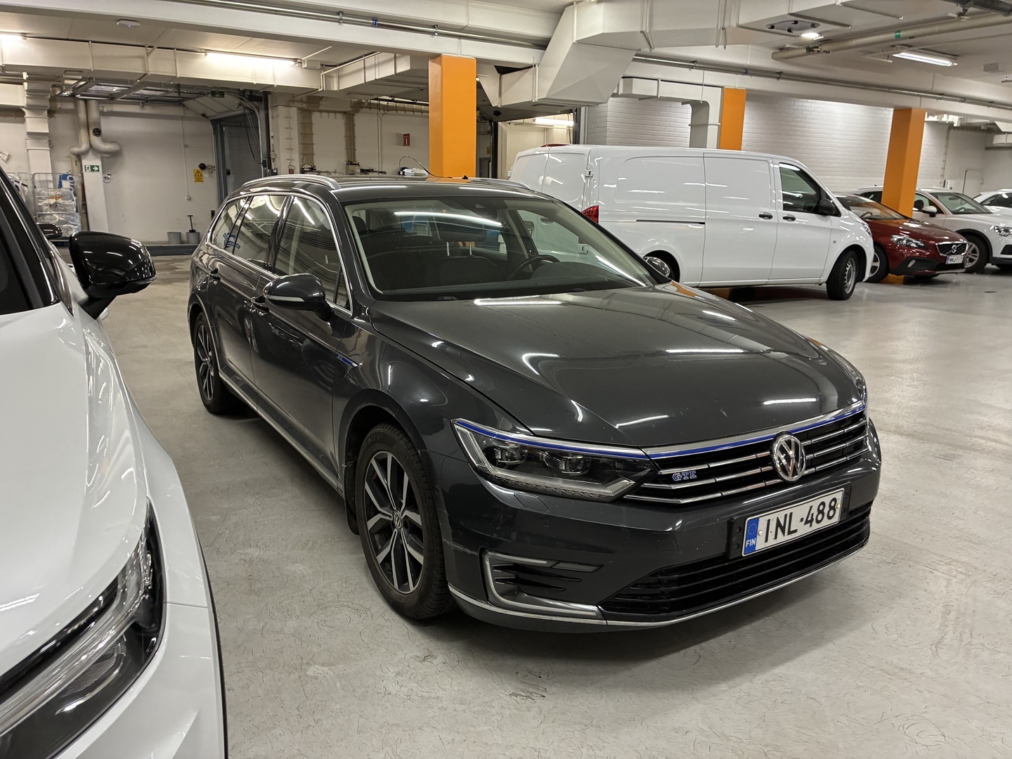 VOLKSWAGEN Passat 2017