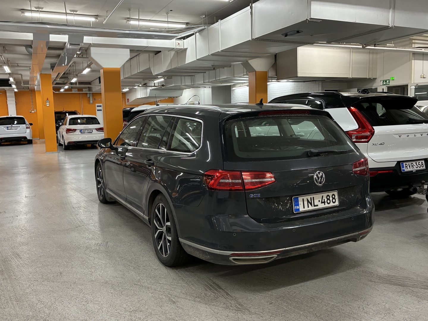 VOLKSWAGEN Passat 2017