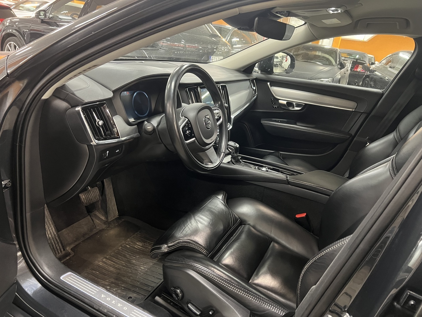 VOLVO V90 Cross Country 2019