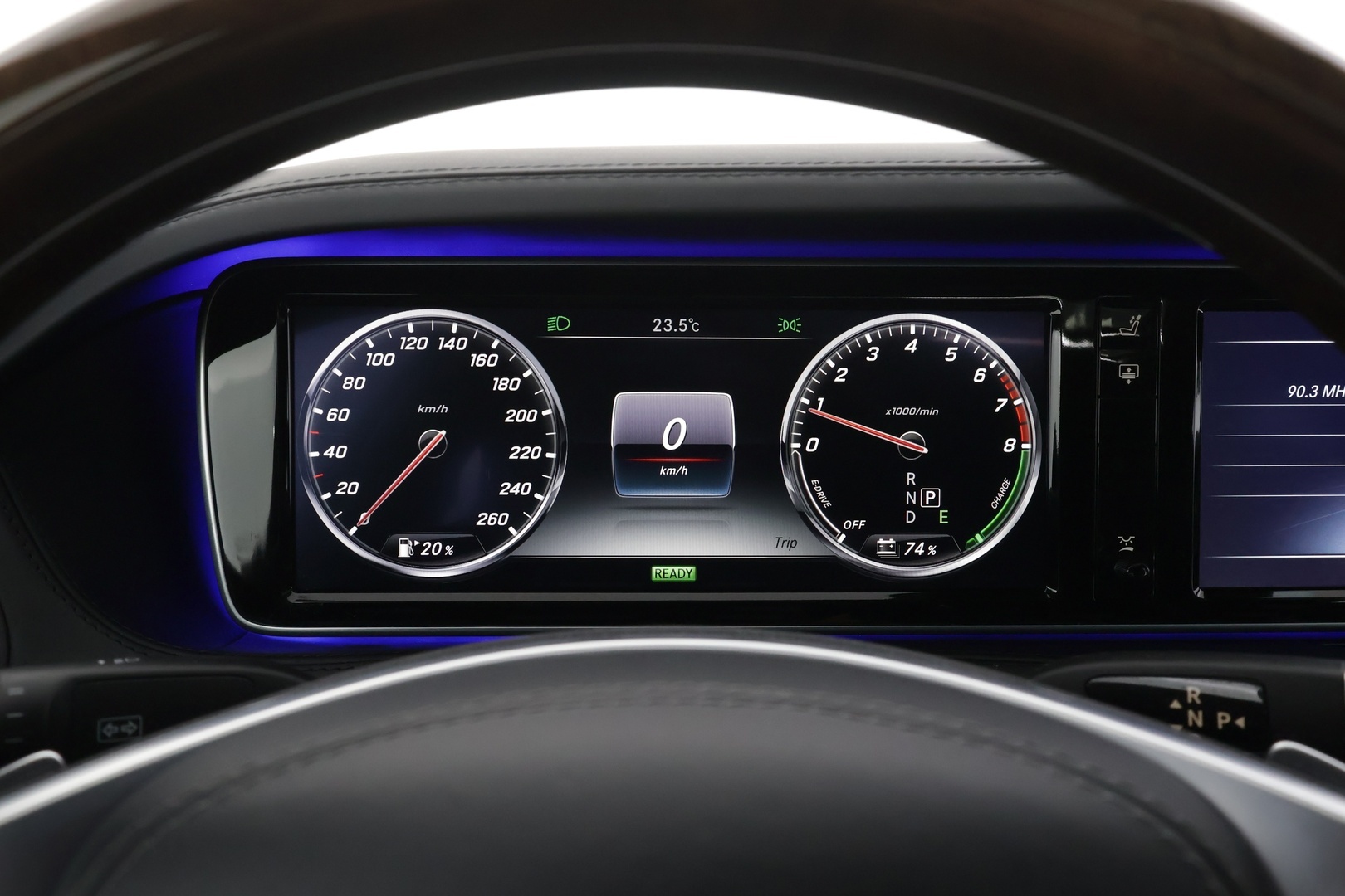 MERCEDES-BENZ S 2014