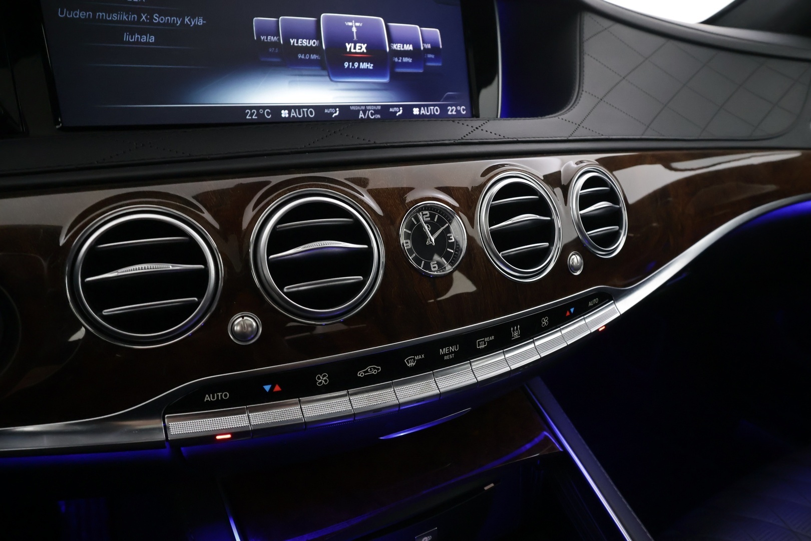 MERCEDES-BENZ S 2014