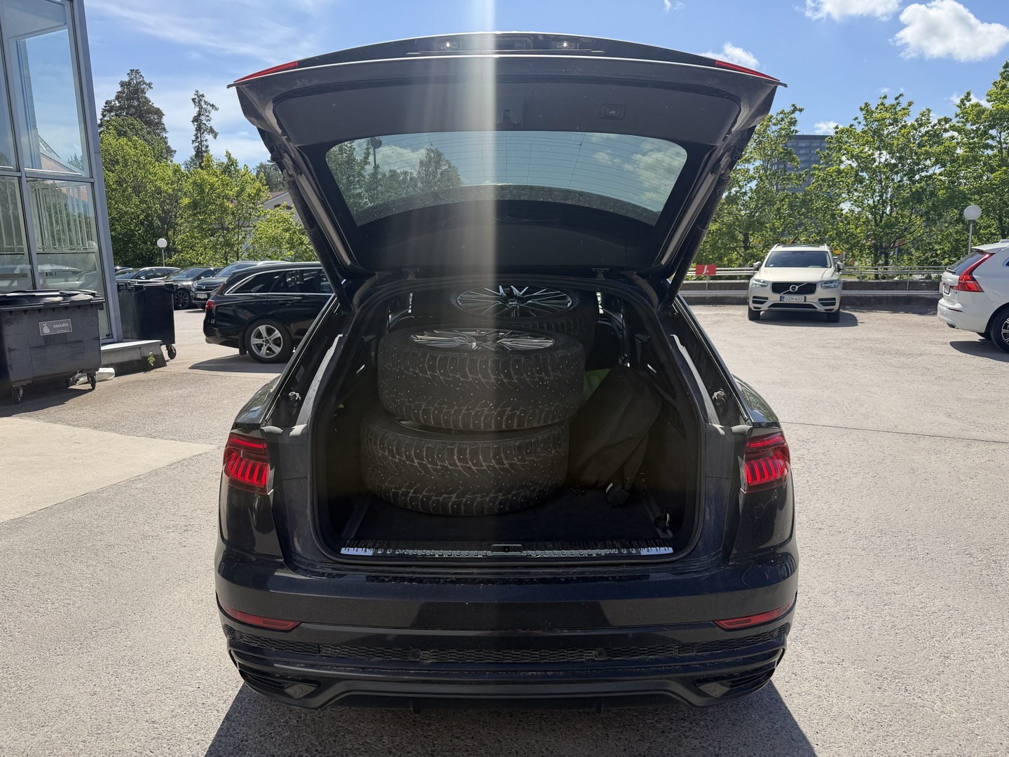 AUDI Q8 2021