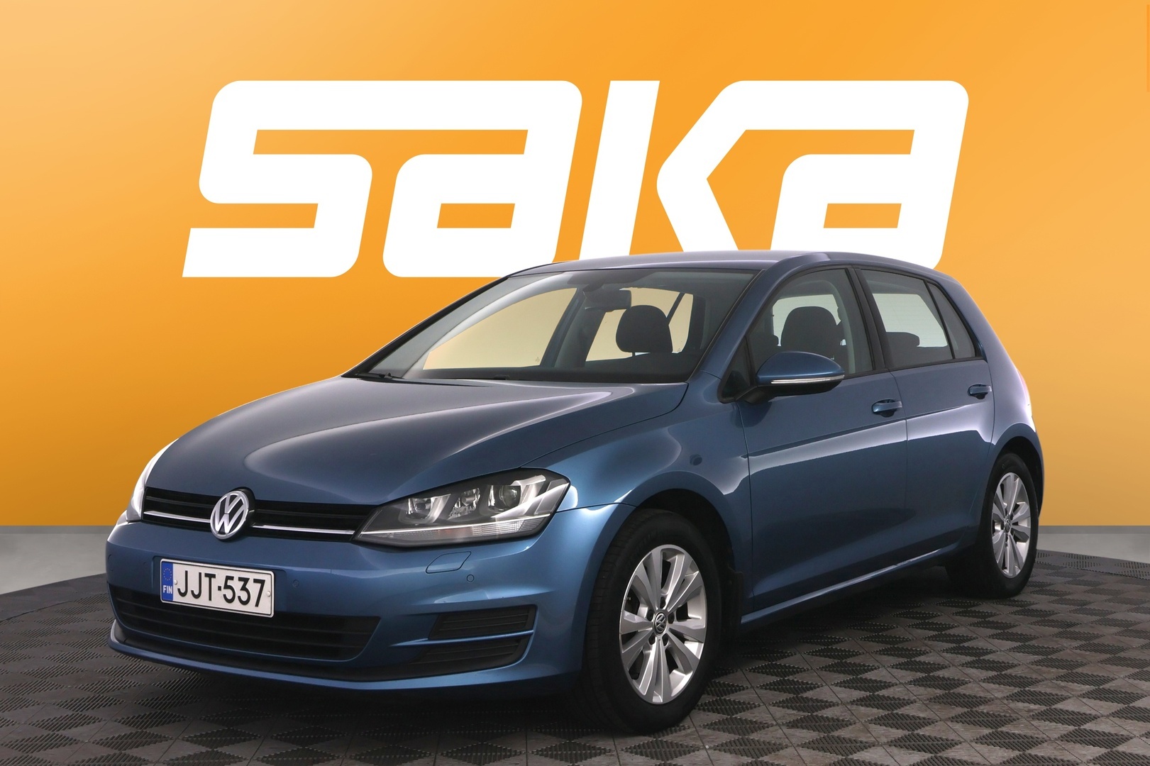 VOLKSWAGEN Golf 2015