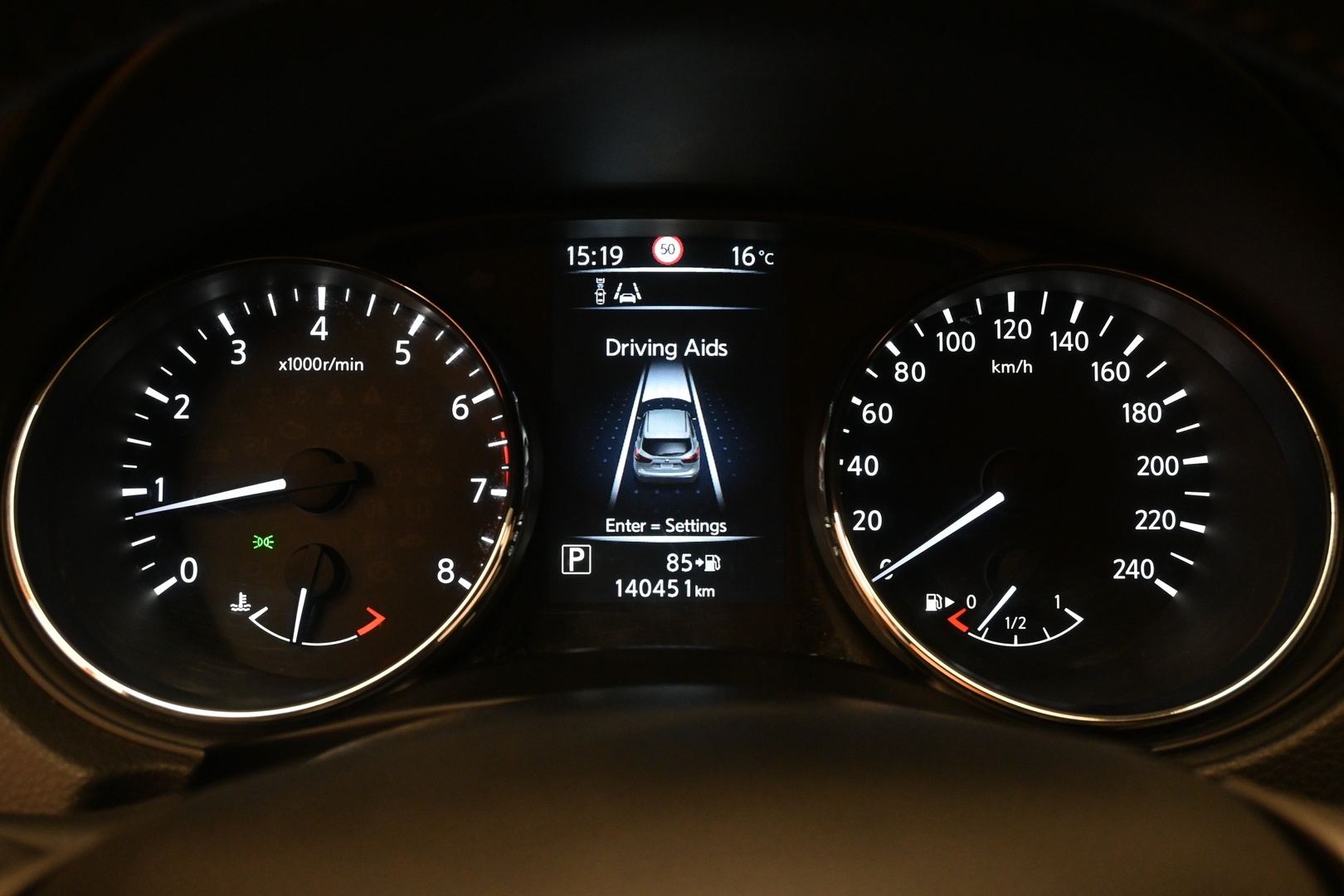 NISSAN Qashqai 2017