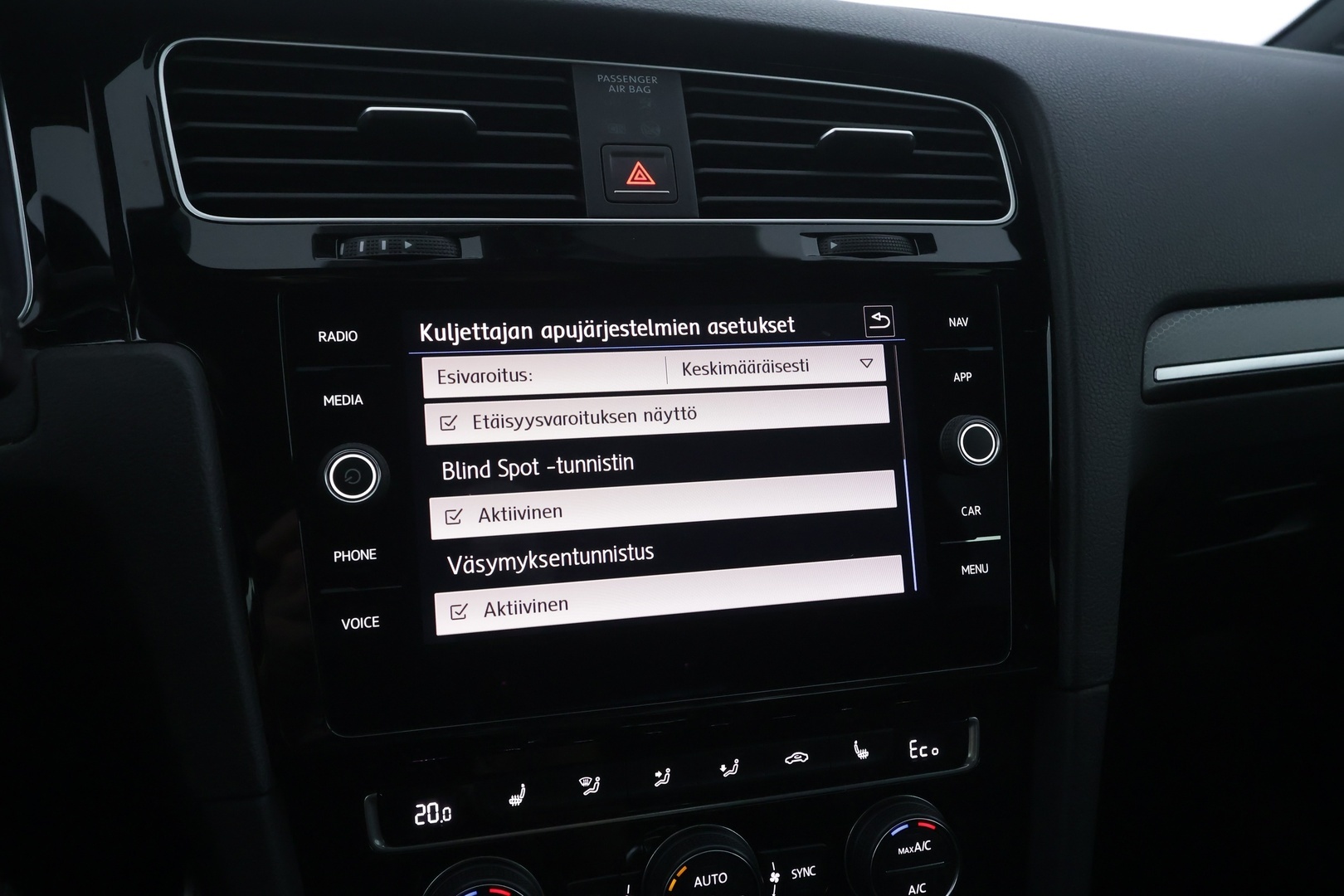 VOLKSWAGEN Golf 2018