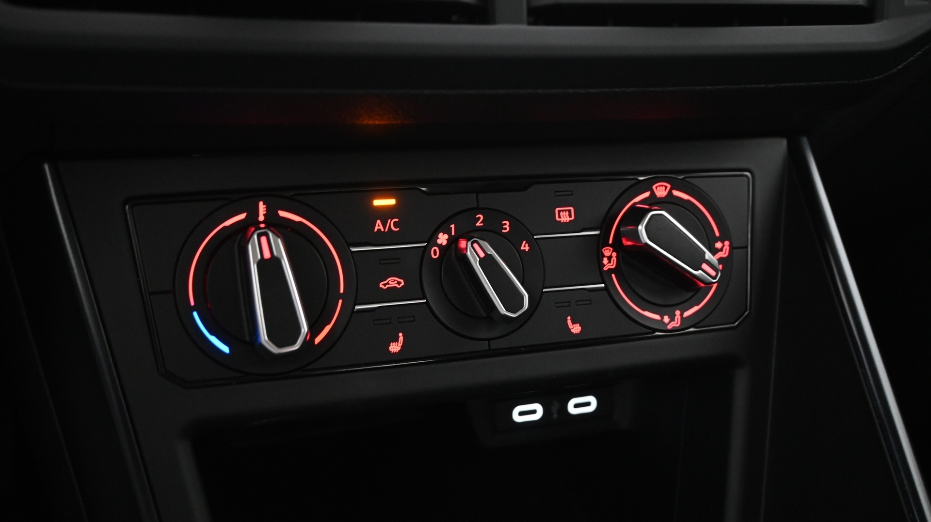 VOLKSWAGEN Polo 2020