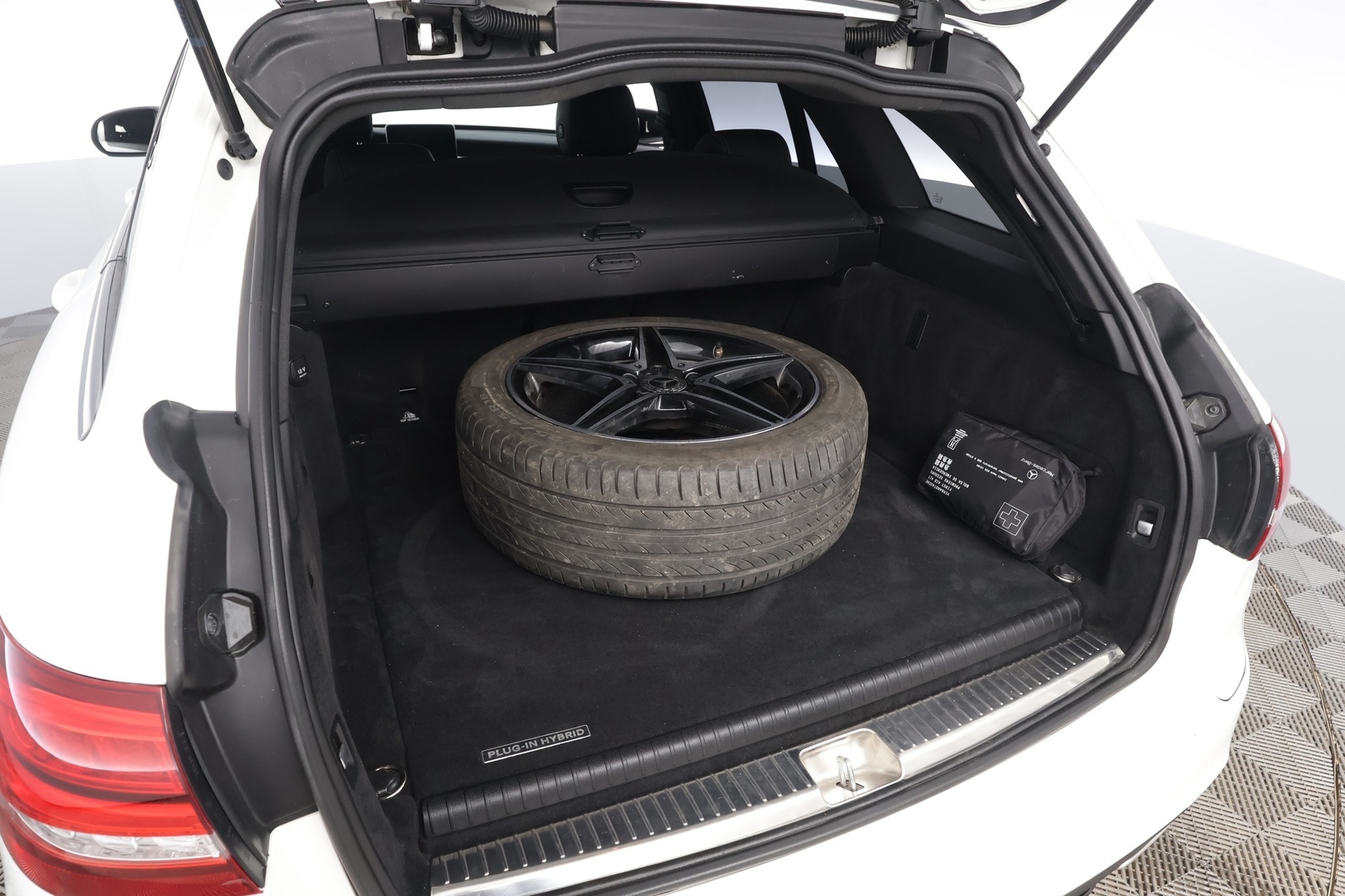 MERCEDES-BENZ C 2017