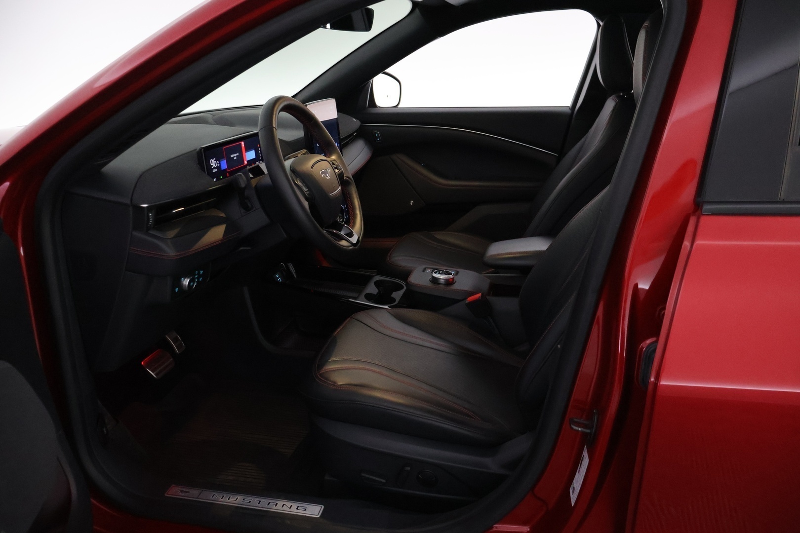 FORD Mustang Mach-E 2021
