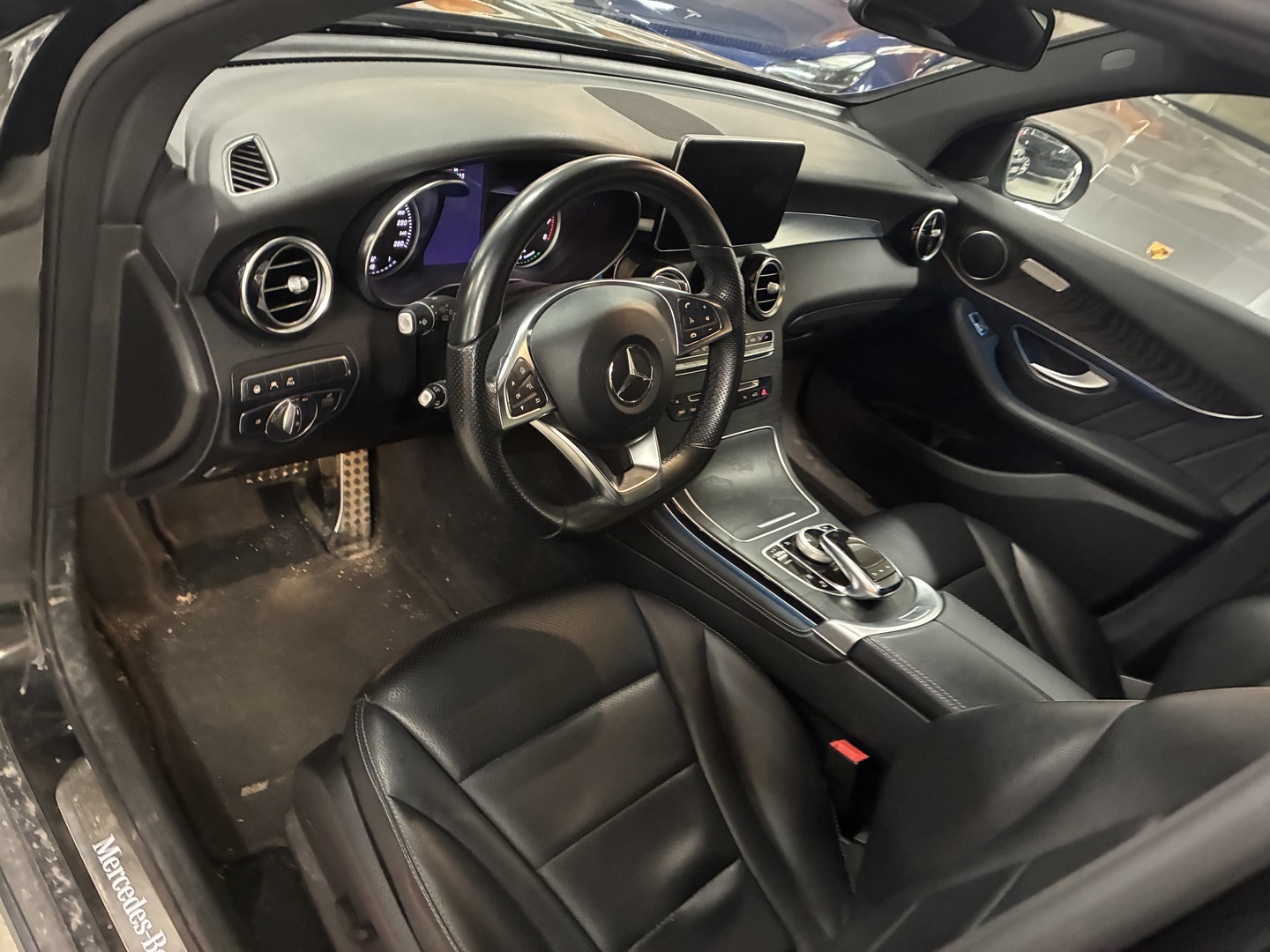 MERCEDES-BENZ GLC 2017