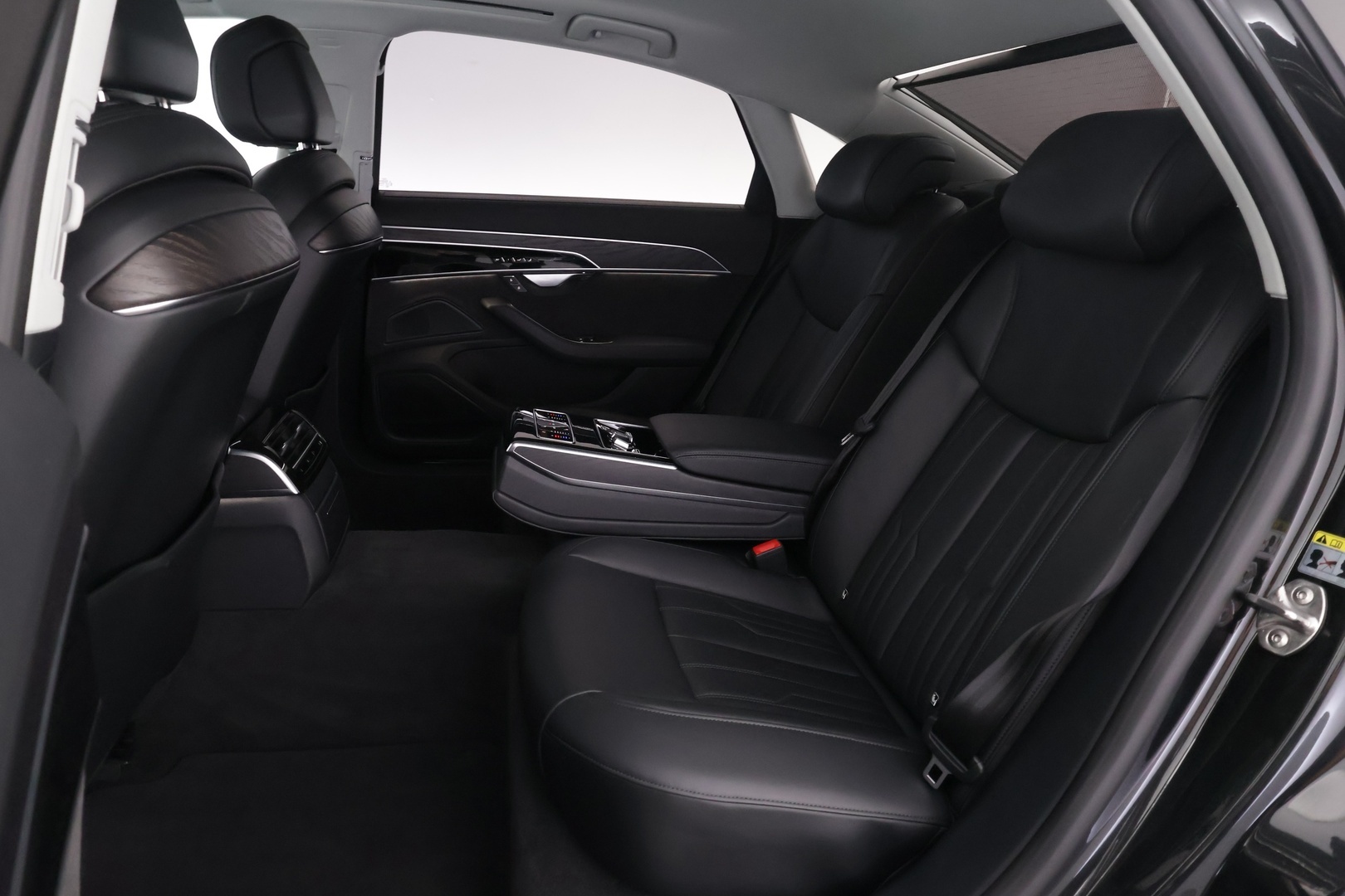 AUDI A8 2021