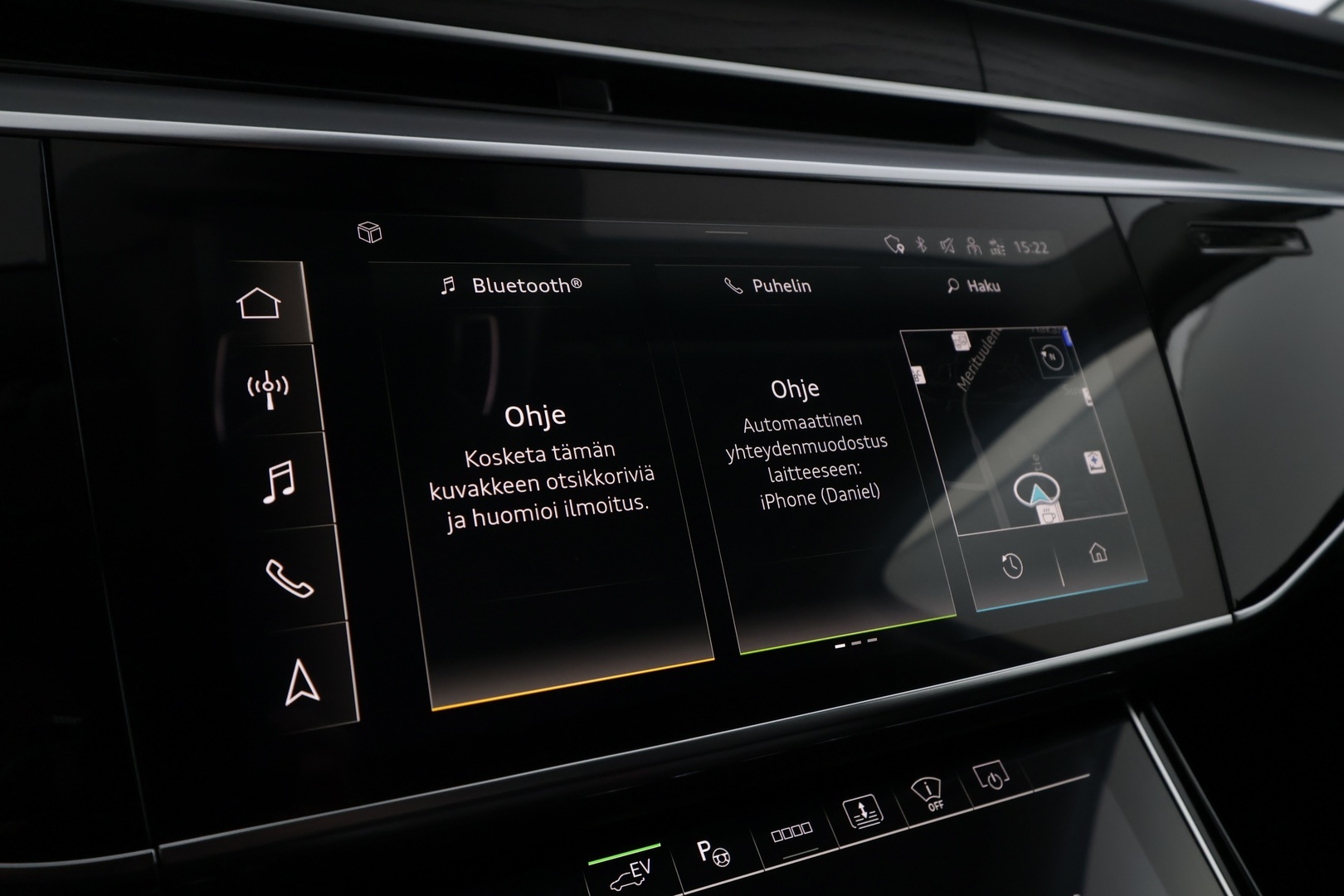 AUDI A8 2021